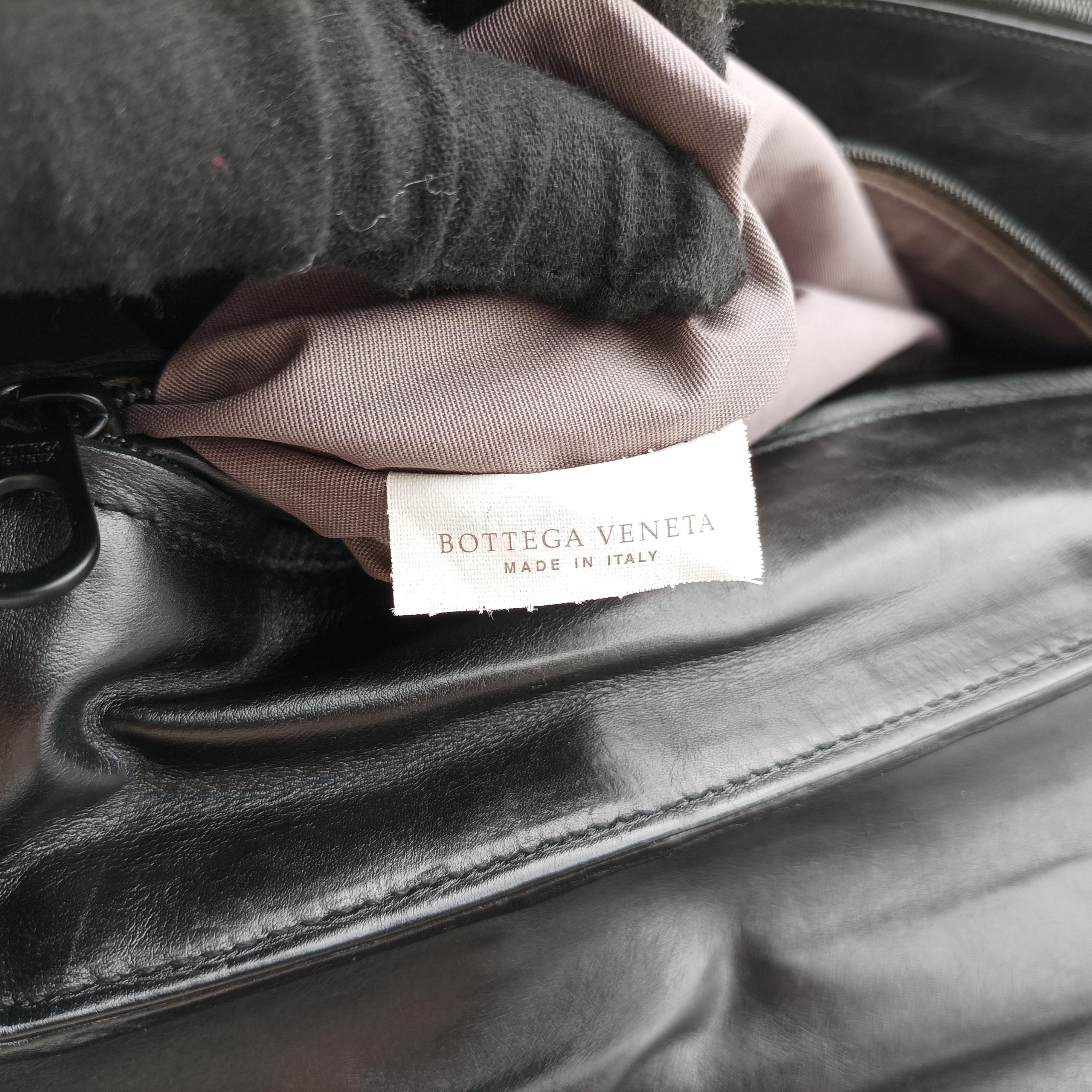 Pre-owned Bottega Veneta Intrecciato Black lambskin  handbag | stylenewstar