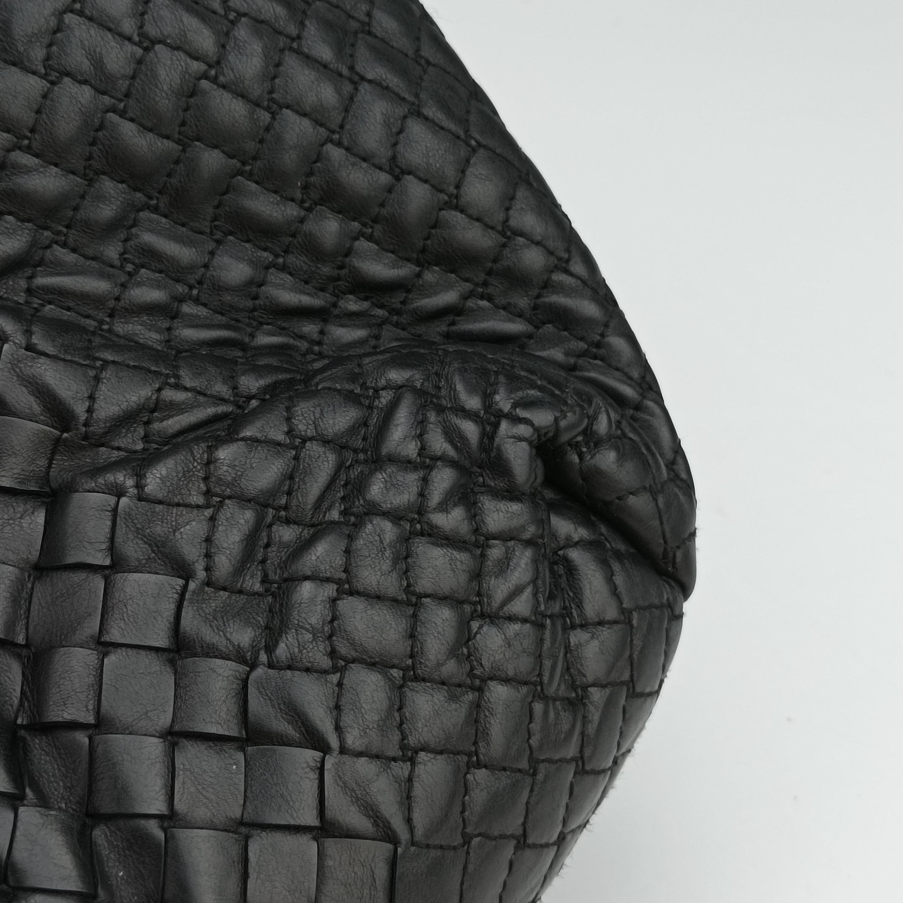 Pre-owned Bottega Veneta Intrecciato Black lambskin  handbag | stylenewstar