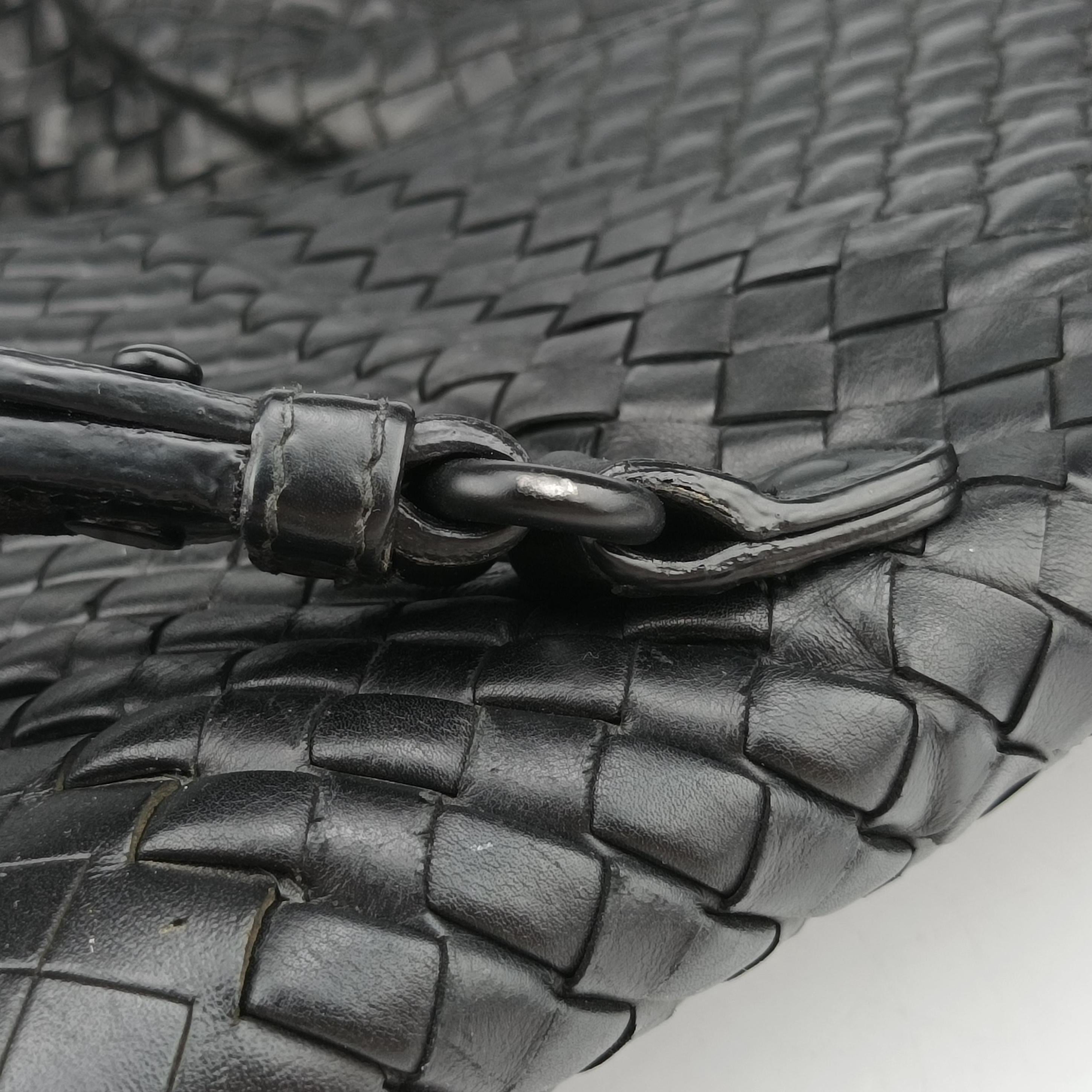 Pre-owned Bottega Veneta Intrecciato Black lambskin  handbag | stylenewstar