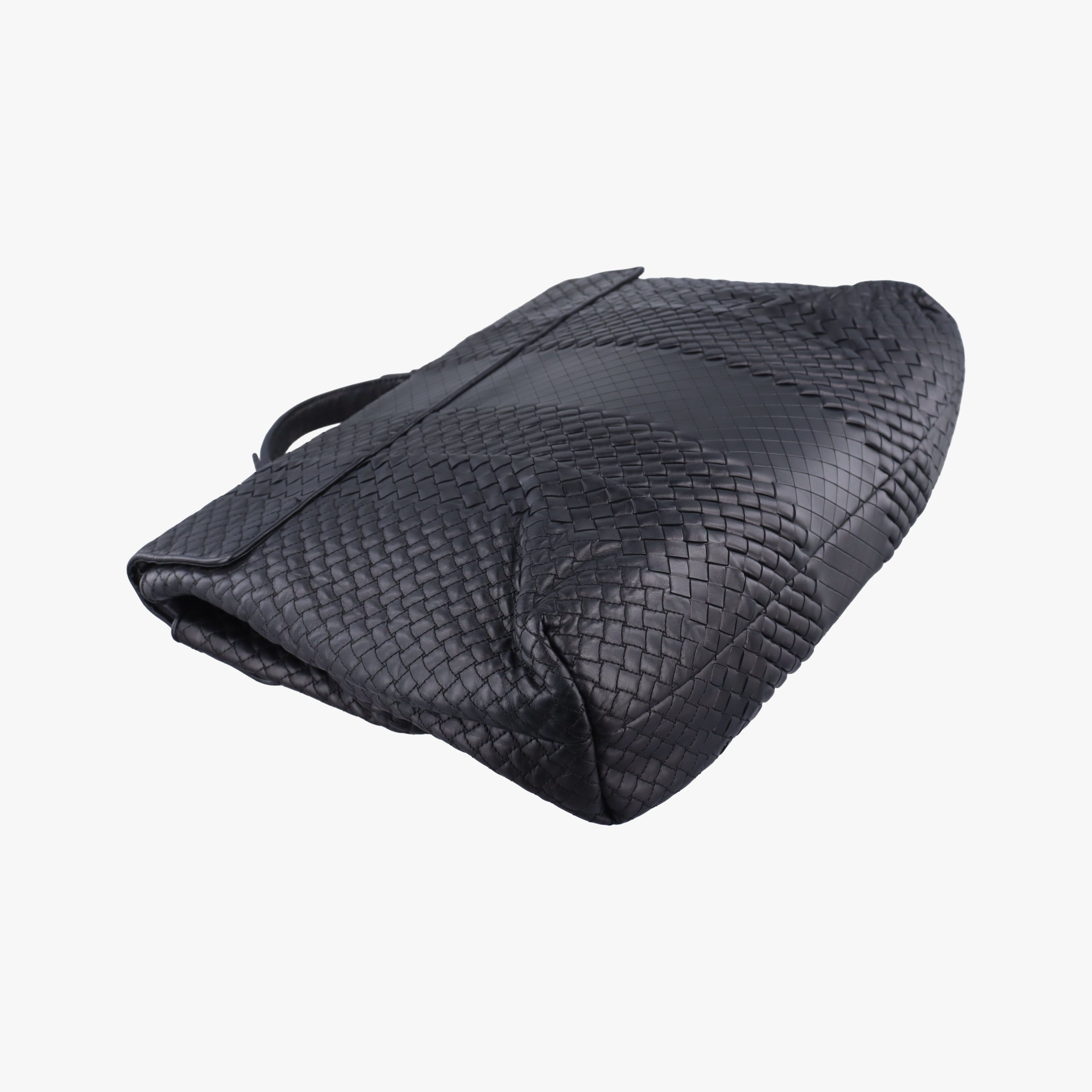 Pre-owned Bottega Veneta Intrecciato Black lambskin  handbag | stylenewstar