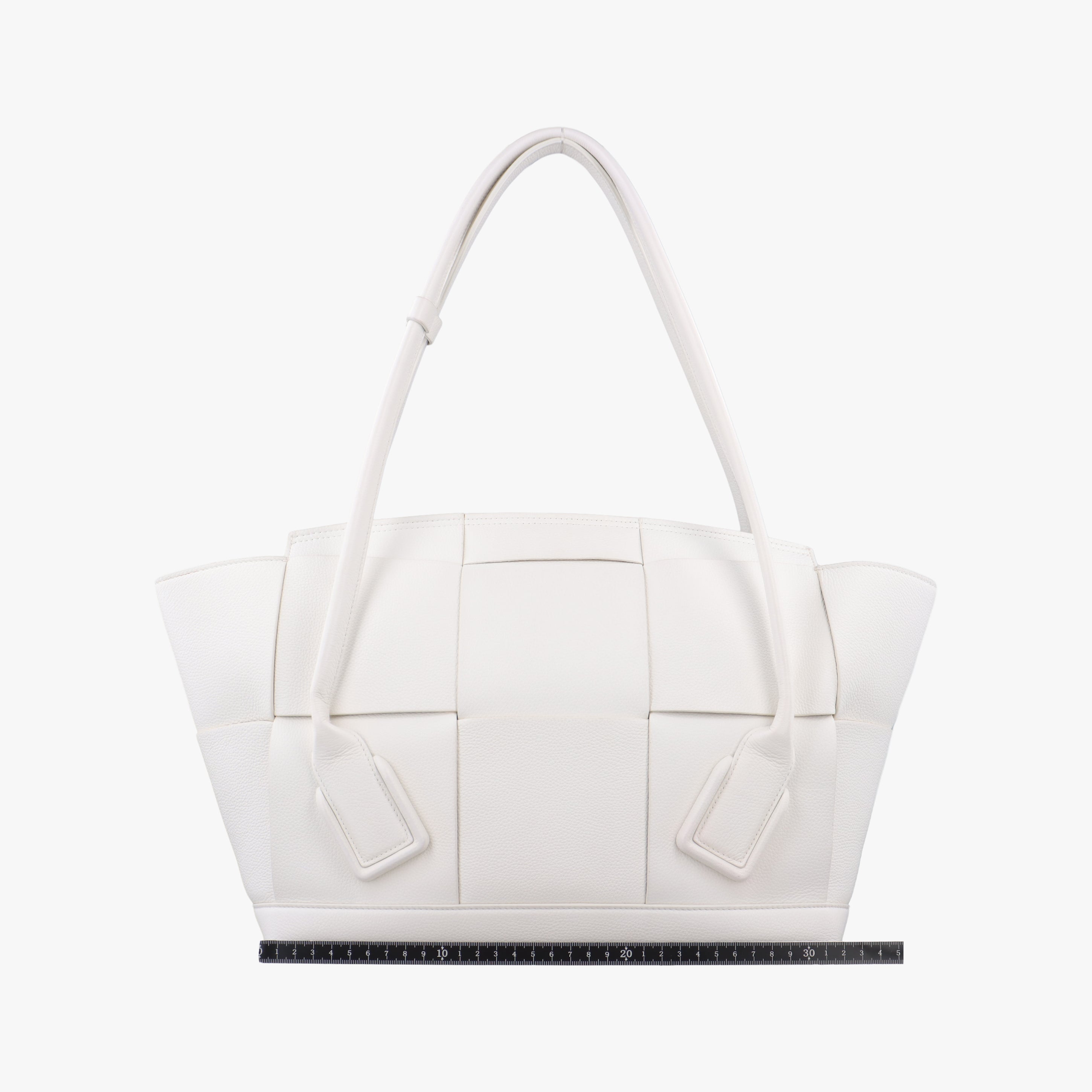 Secondhand Bottega Veneta ARCO White Leather  handbag | stylenewstar