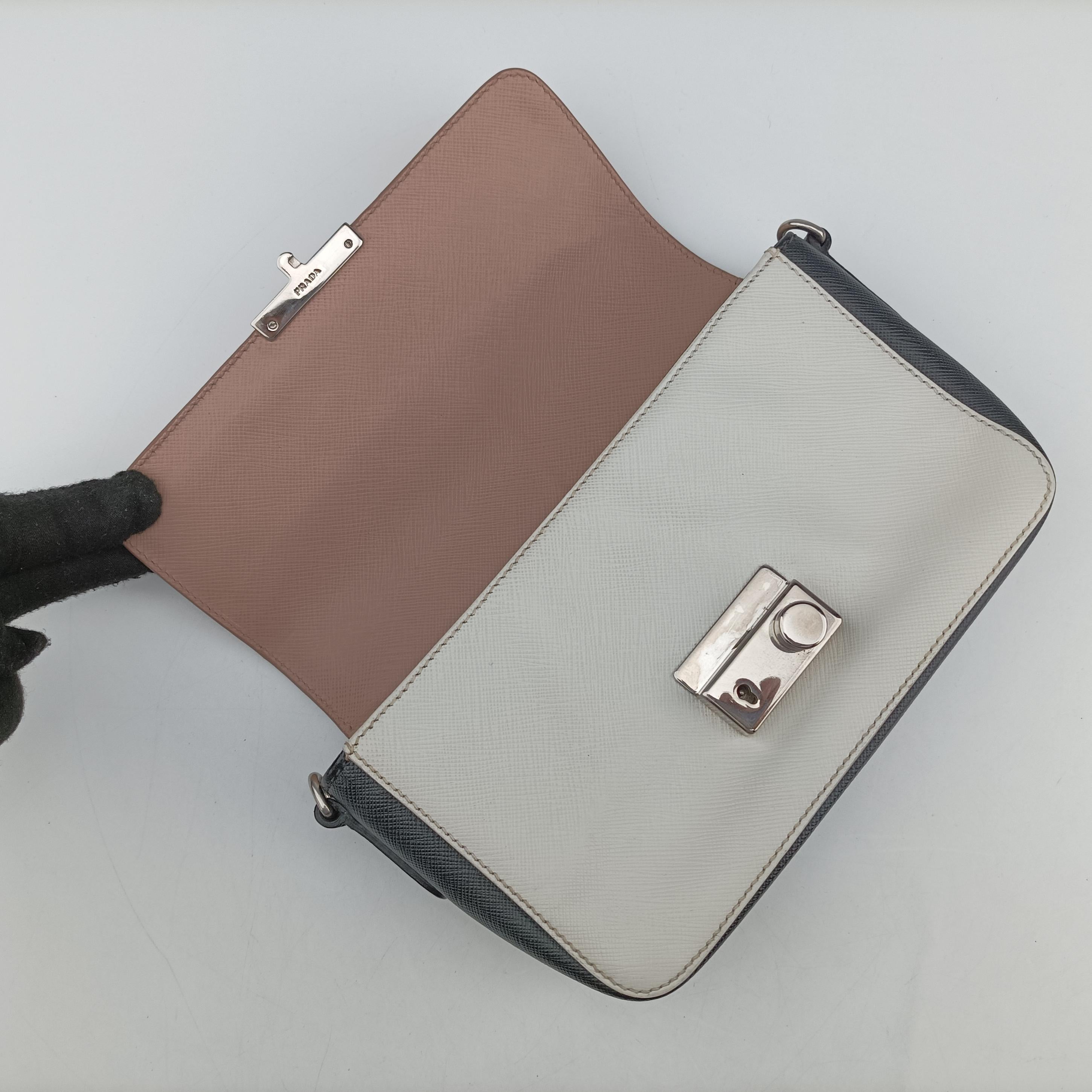 Vintage Prada Tri Color Sound White x Black x Pink SAFFIANO Leather  shoulderbag | stylenewstar