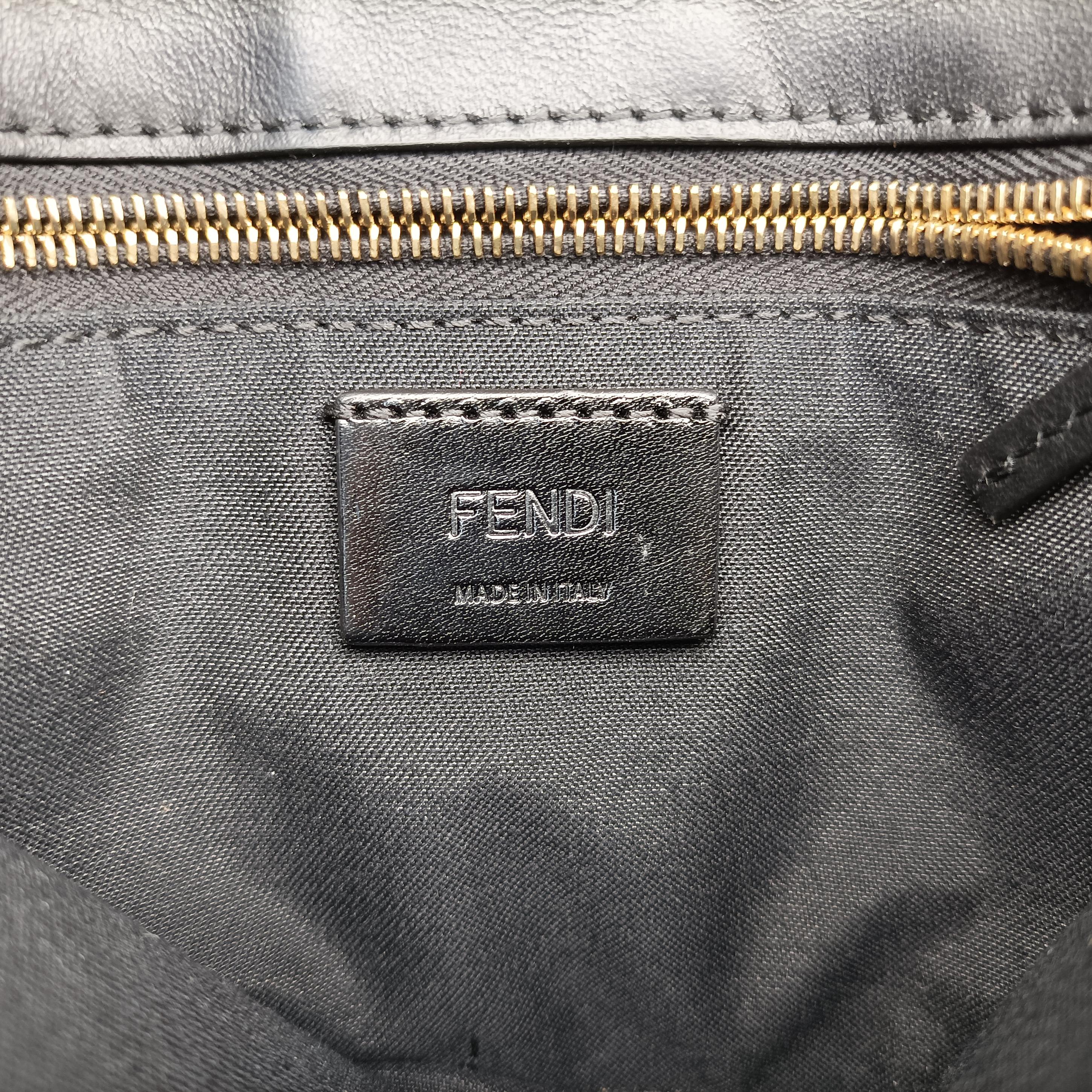 Secondhand Fendi FF Logo Baguette slim Red canvas 7M0295 shoulderbag | stylenewstar