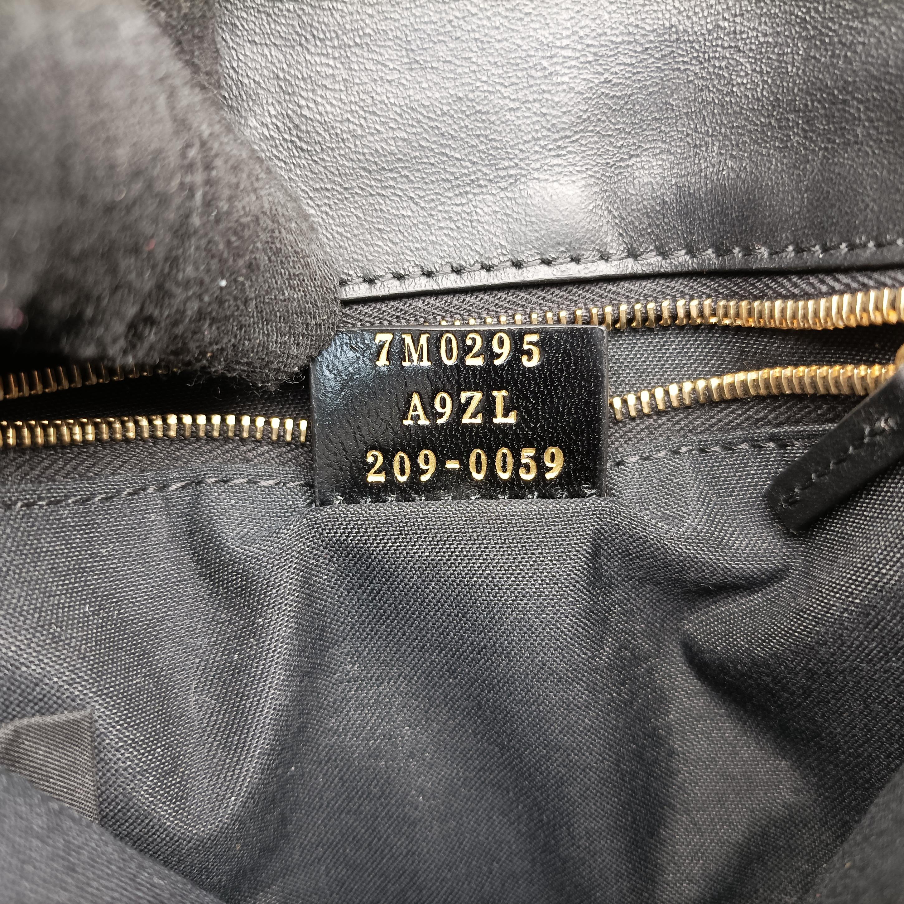 Secondhand Fendi FF Logo Baguette slim Red canvas 7M0295 shoulderbag | stylenewstar