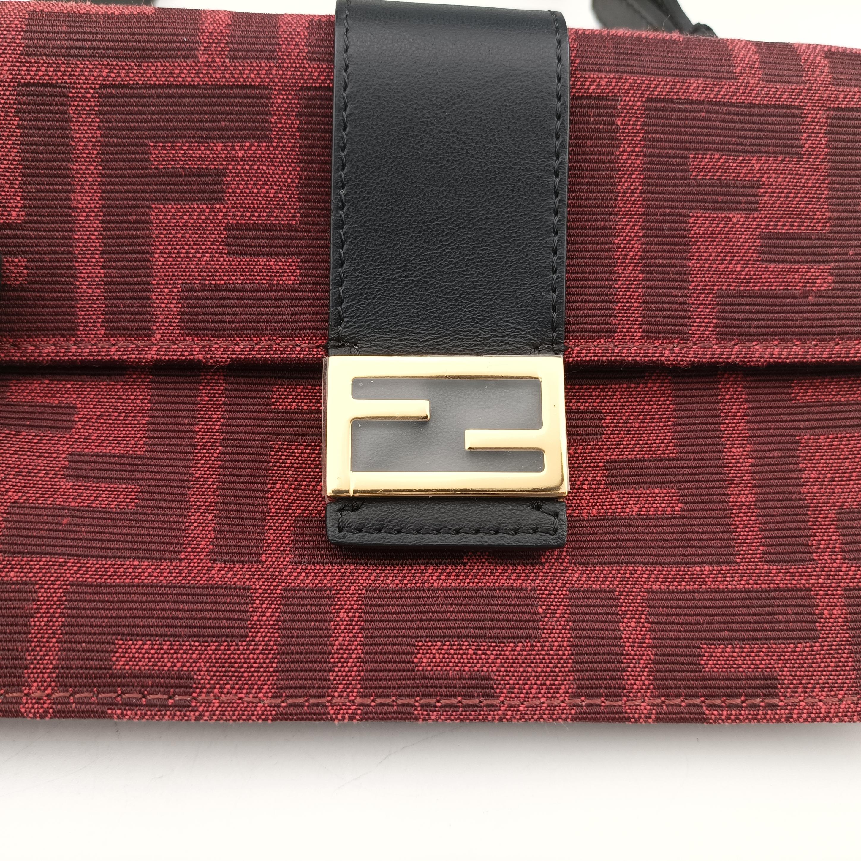 Secondhand Fendi FF Logo Baguette slim Red canvas 7M0295 shoulderbag | stylenewstar