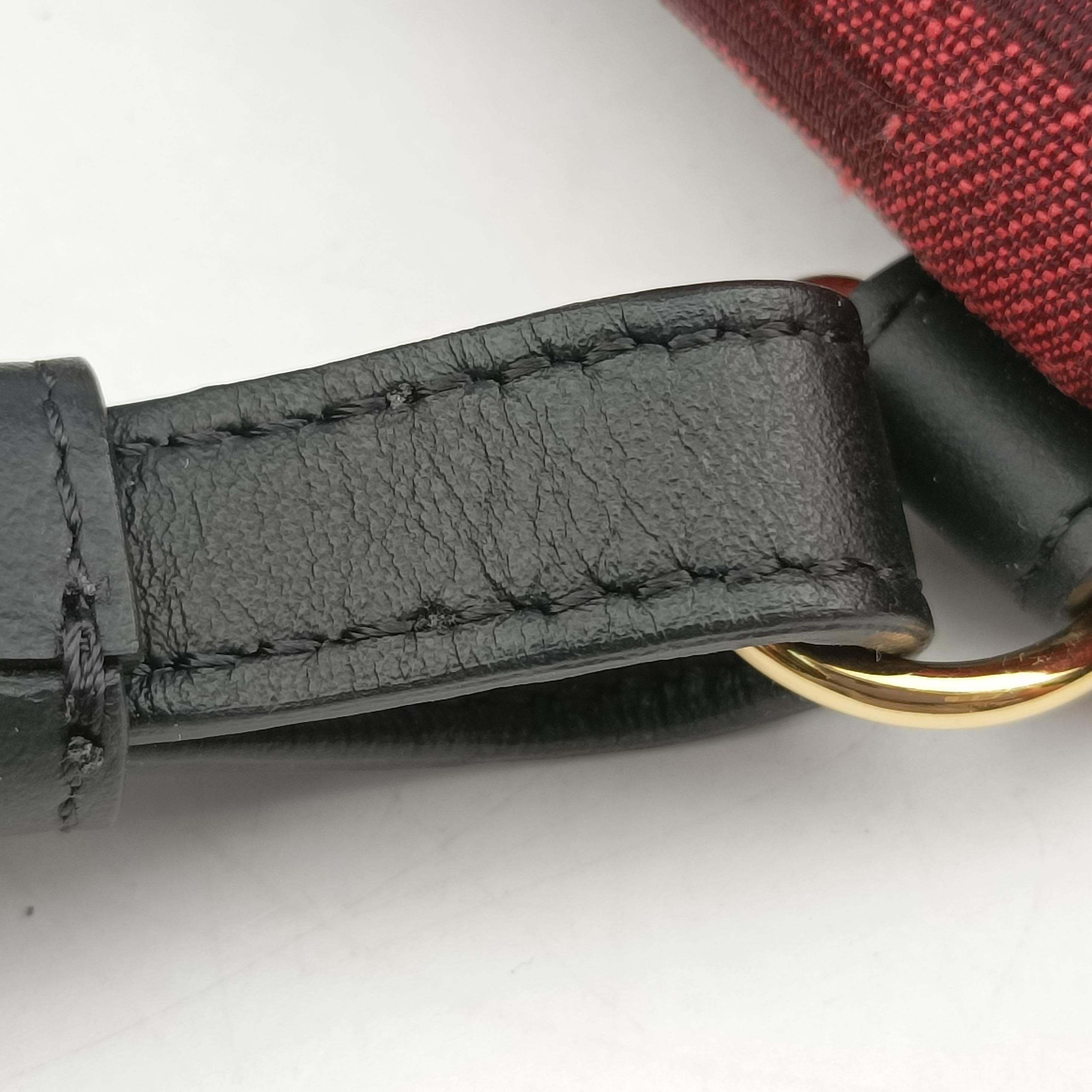 Secondhand Fendi FF Logo Baguette slim Red canvas 7M0295 shoulderbag | stylenewstar
