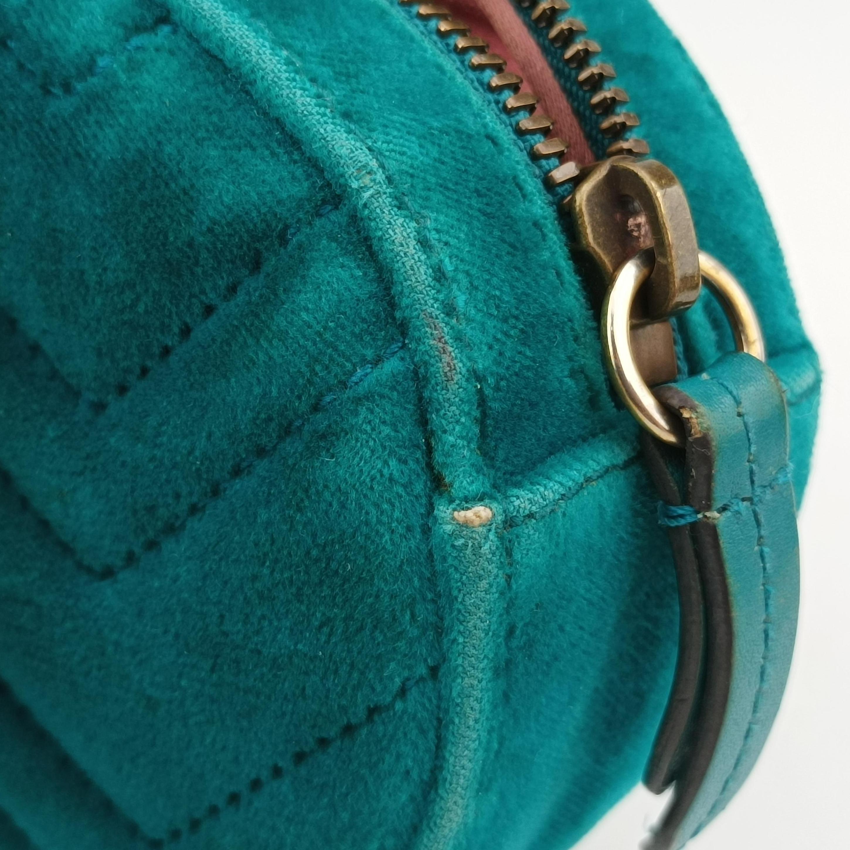 Pre-owned Gucci GG Marmont Blue velour 476434 bum bag/waist bag | stylenewstar