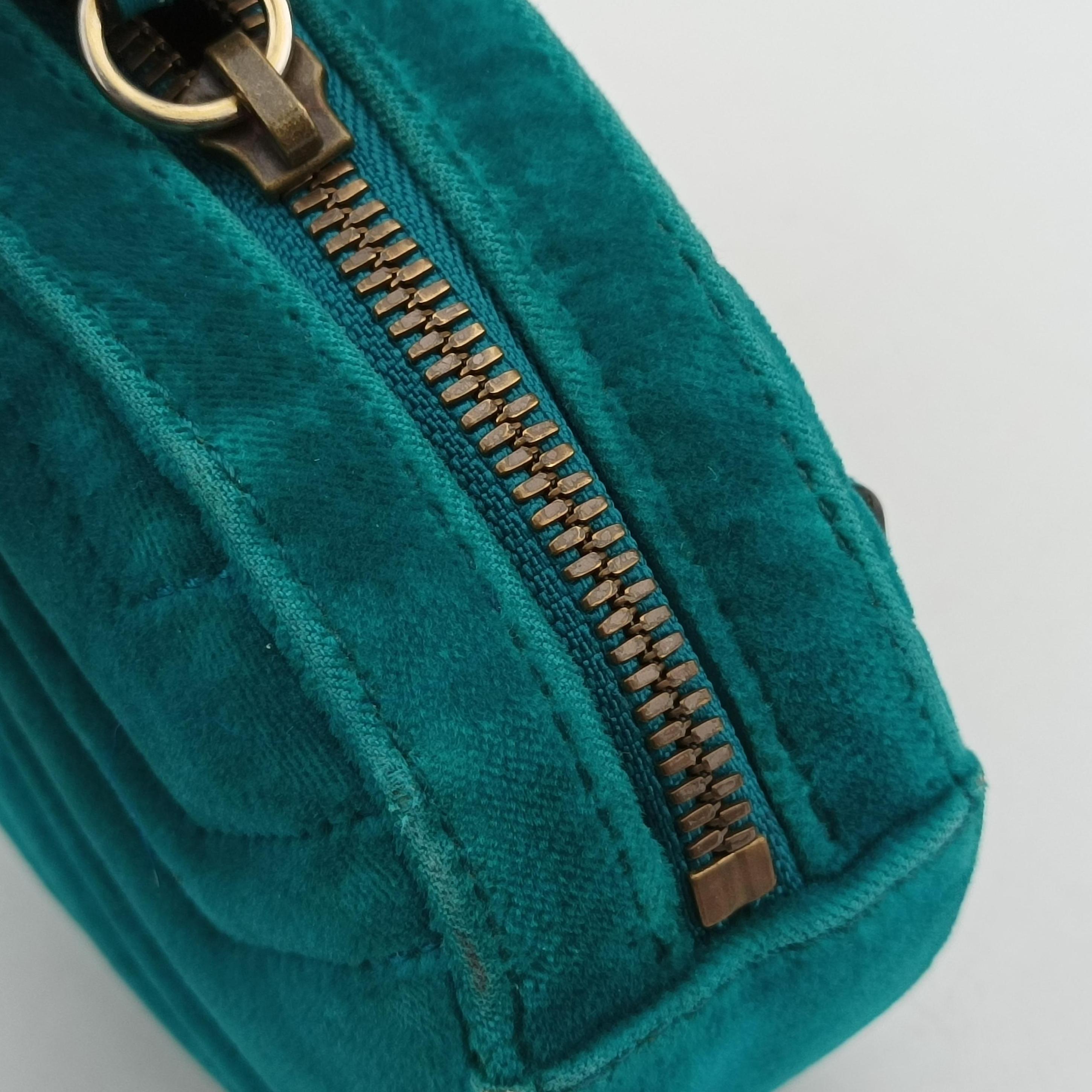 Pre-owned Gucci GG Marmont Blue velour 476434 bum bag/waist bag | stylenewstar