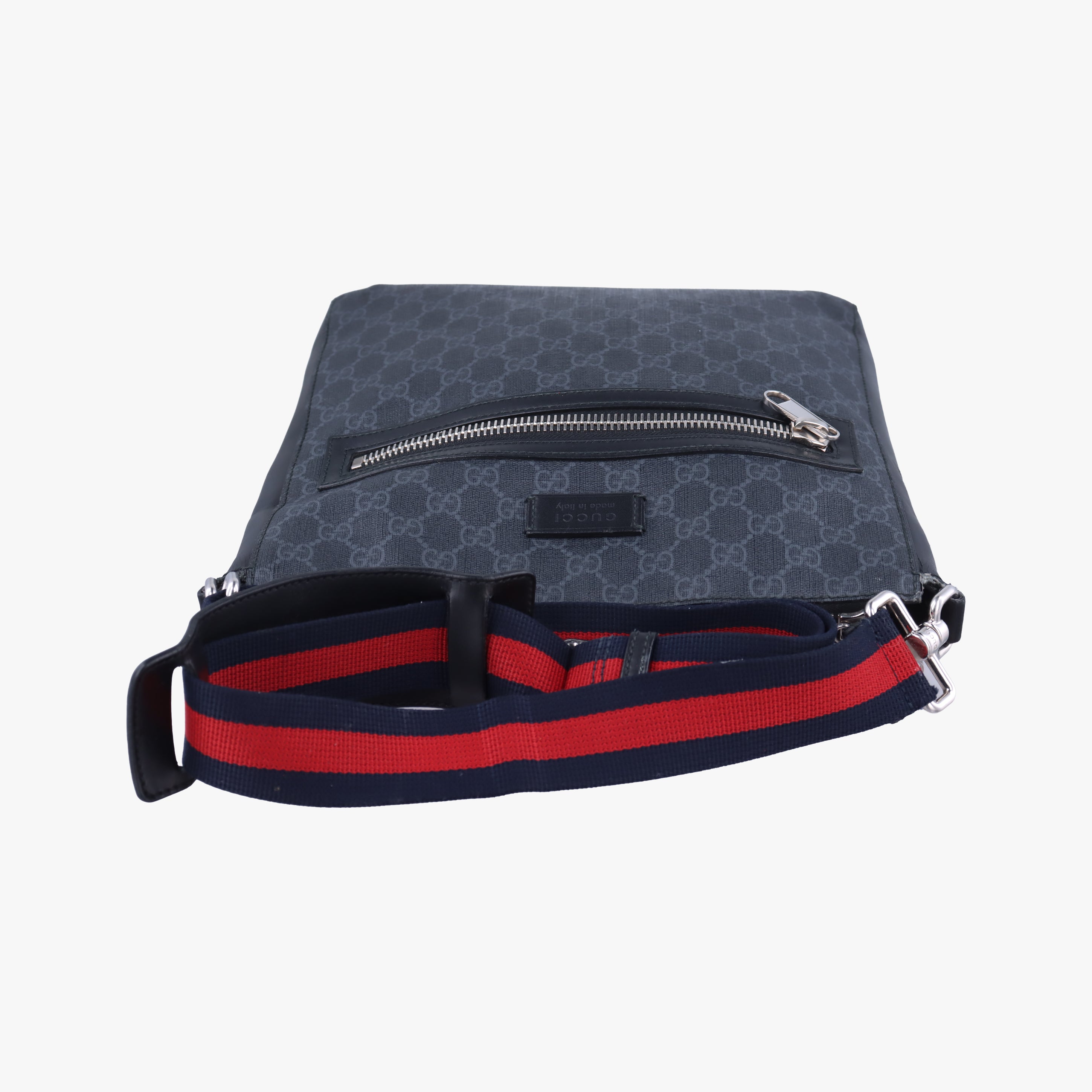 Pre-owned Gucci GG Supreme Messenger Black PVC coated canvas 474137 shoulderbag | stylenewstar