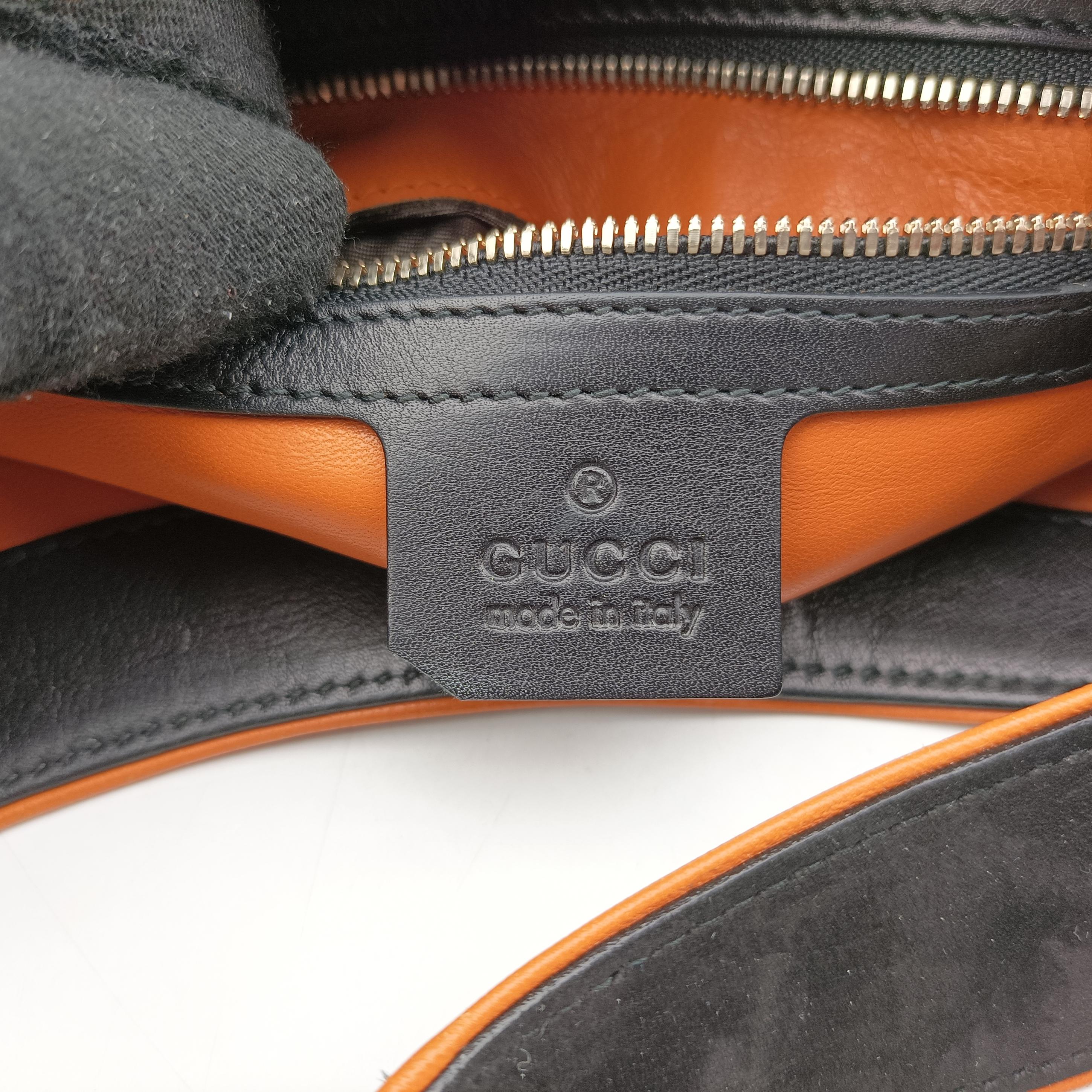 Secondhand Gucci New Jackie Black Suede 277520 shoulderbag | stylenewstar