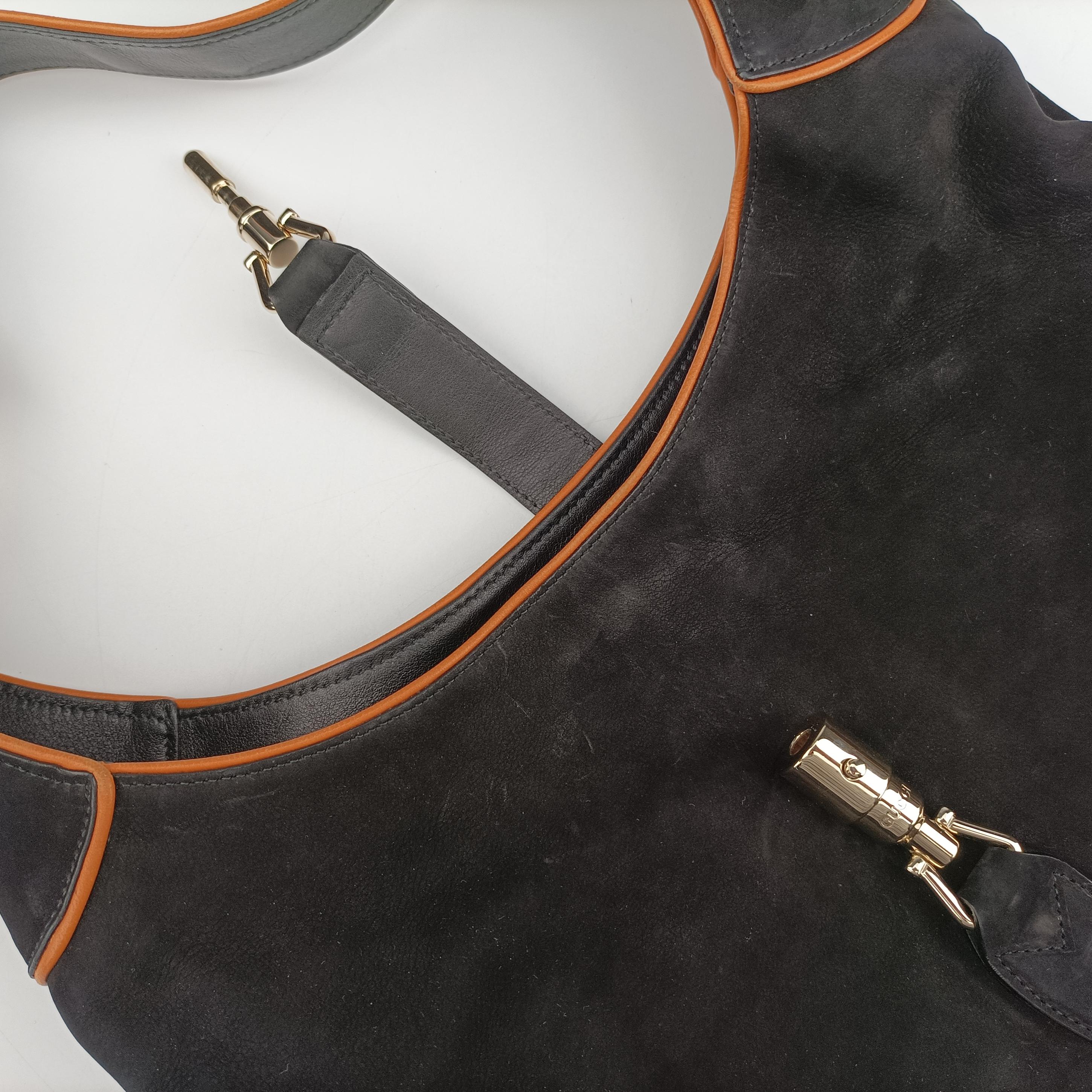 Secondhand Gucci New Jackie Black Suede 277520 shoulderbag | stylenewstar