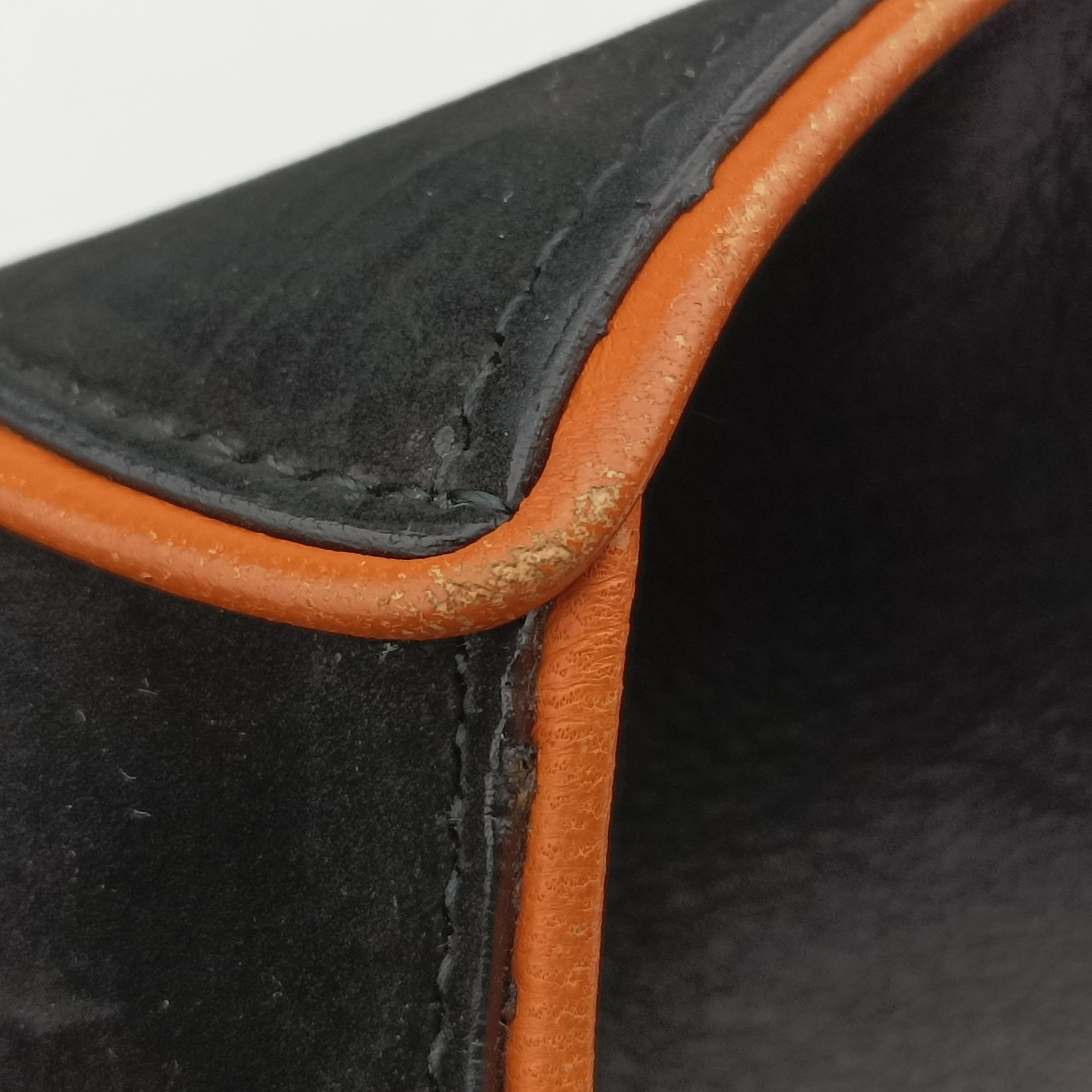 Secondhand Gucci New Jackie Black Suede 277520 shoulderbag | stylenewstar