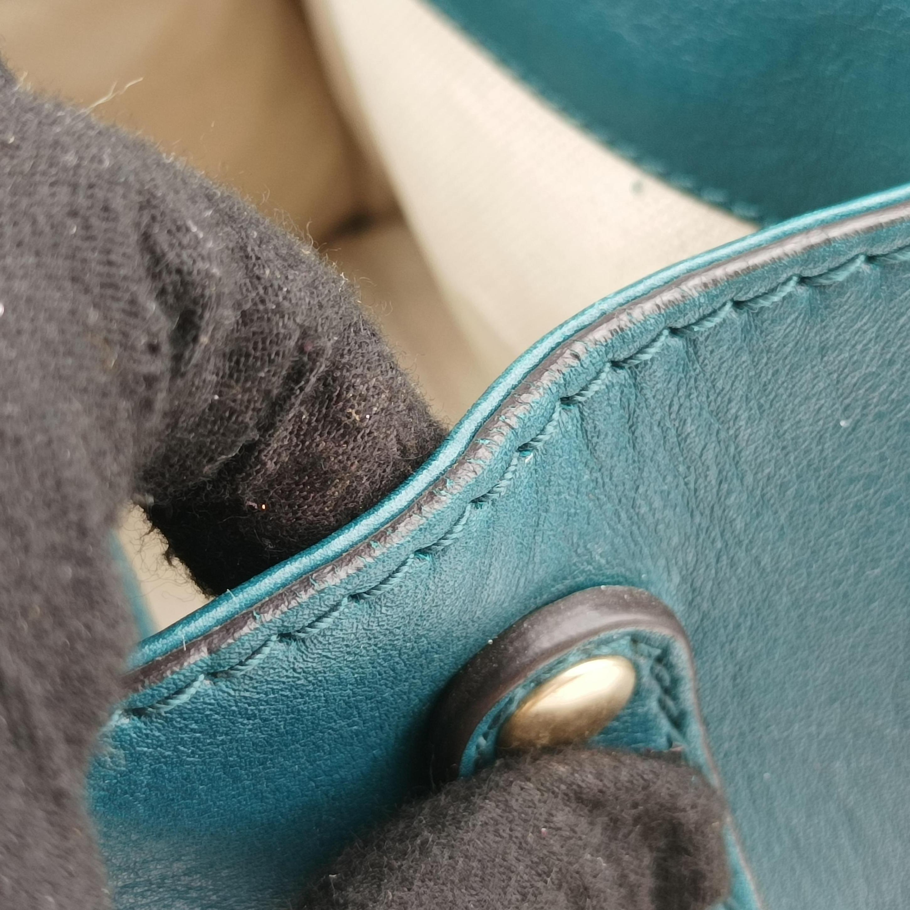 Pre-owned Gucci Stirrup Blue Leather 277515 shoulderbag | stylenewstar
