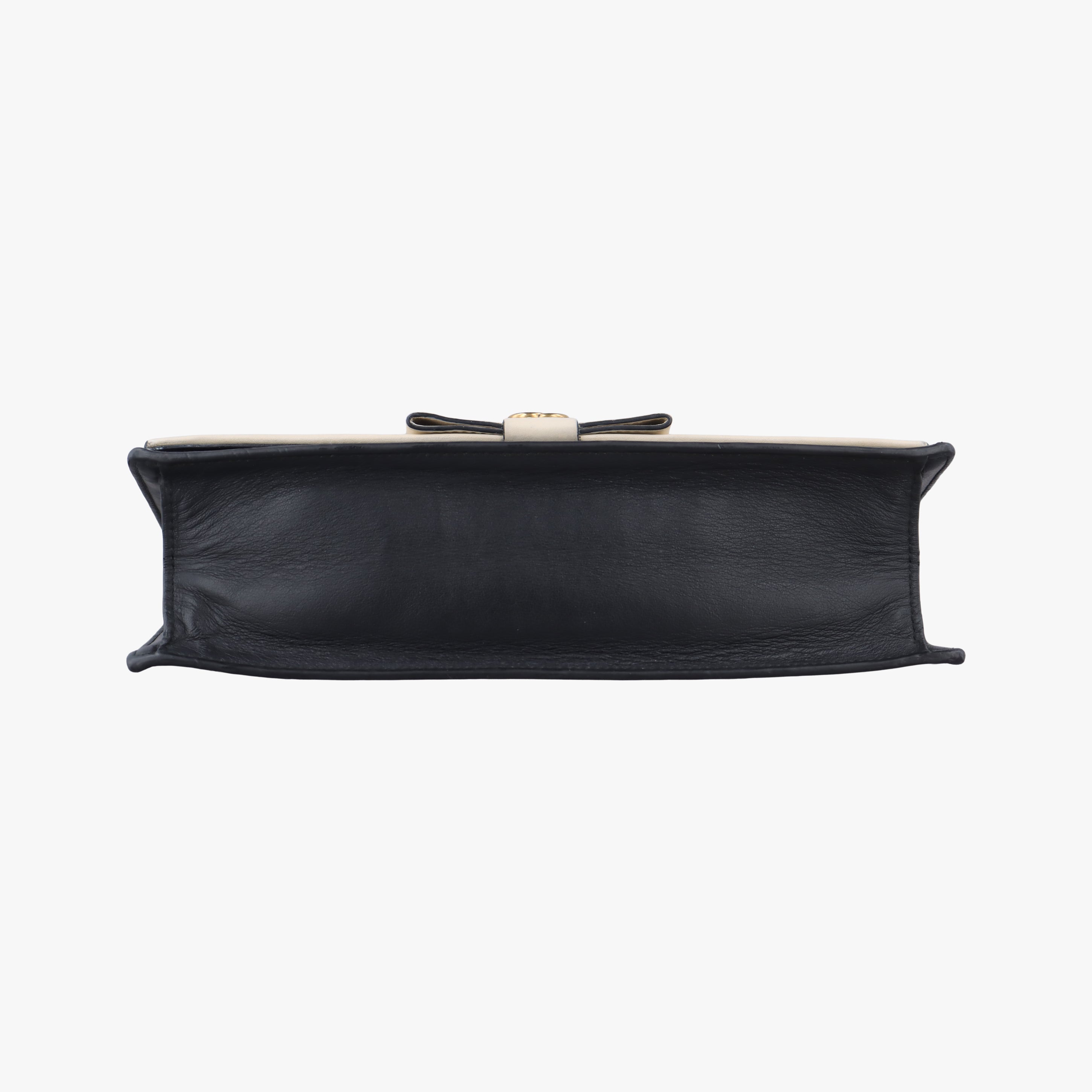 Pre-owned Gucci GG Marmont Black×White Leather 432680 shoulderbag | stylenewstar