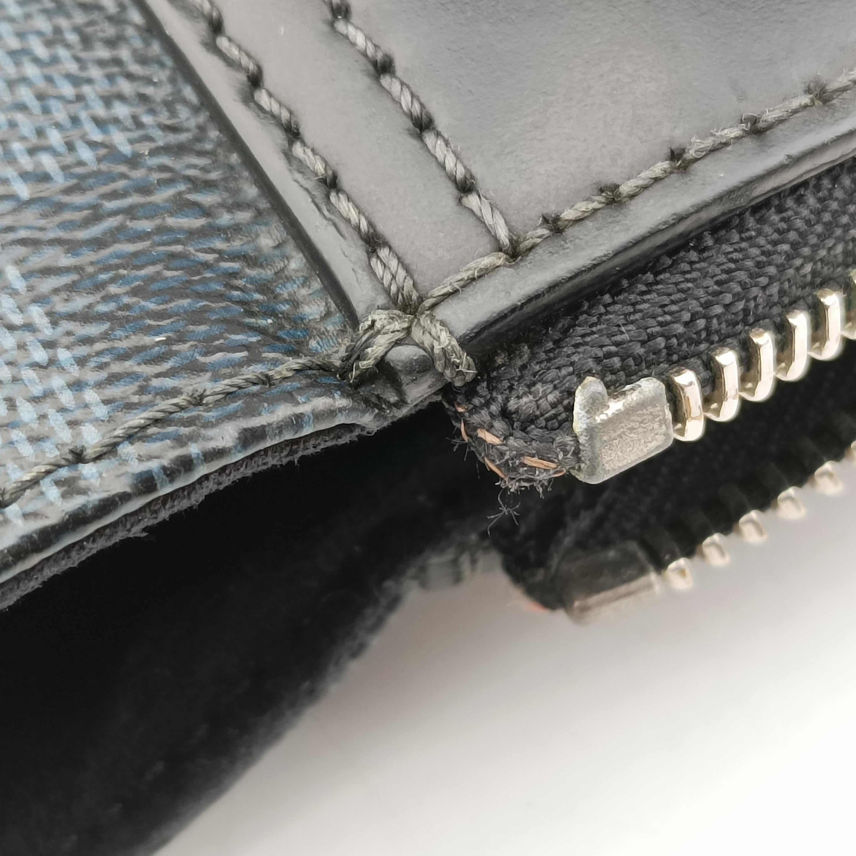 Pre-owned Louis Vuitton Messenger Greenwich Navy×Noir Damier Cobalt N41348 shoulderbag | stylenewstar