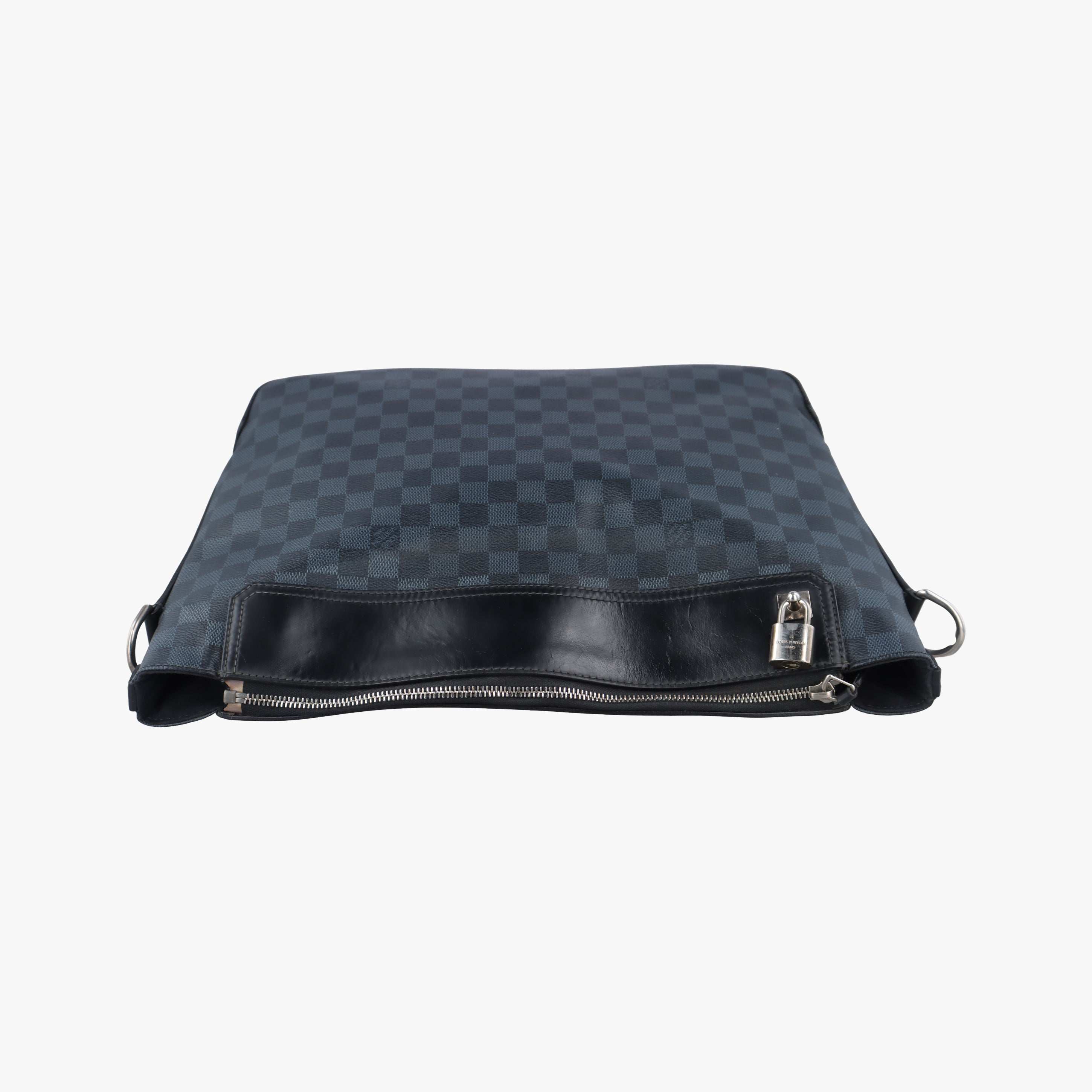 Pre-owned Louis Vuitton Messenger Greenwich Navy×Noir Damier Cobalt N41348 shoulderbag | stylenewstar
