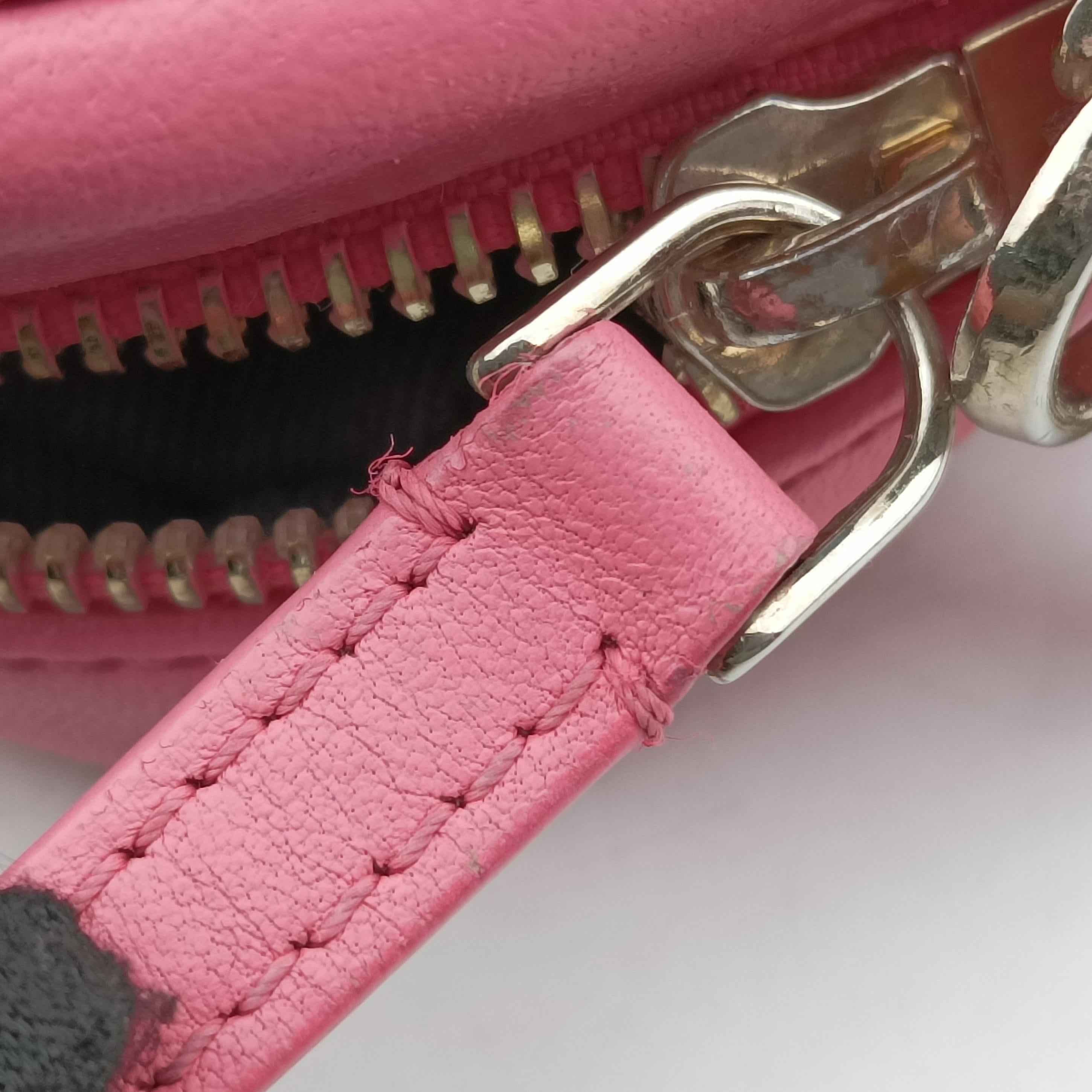 Pre-owned VERSACE Medusa Pink leather  shoulderbag | stylenewstar