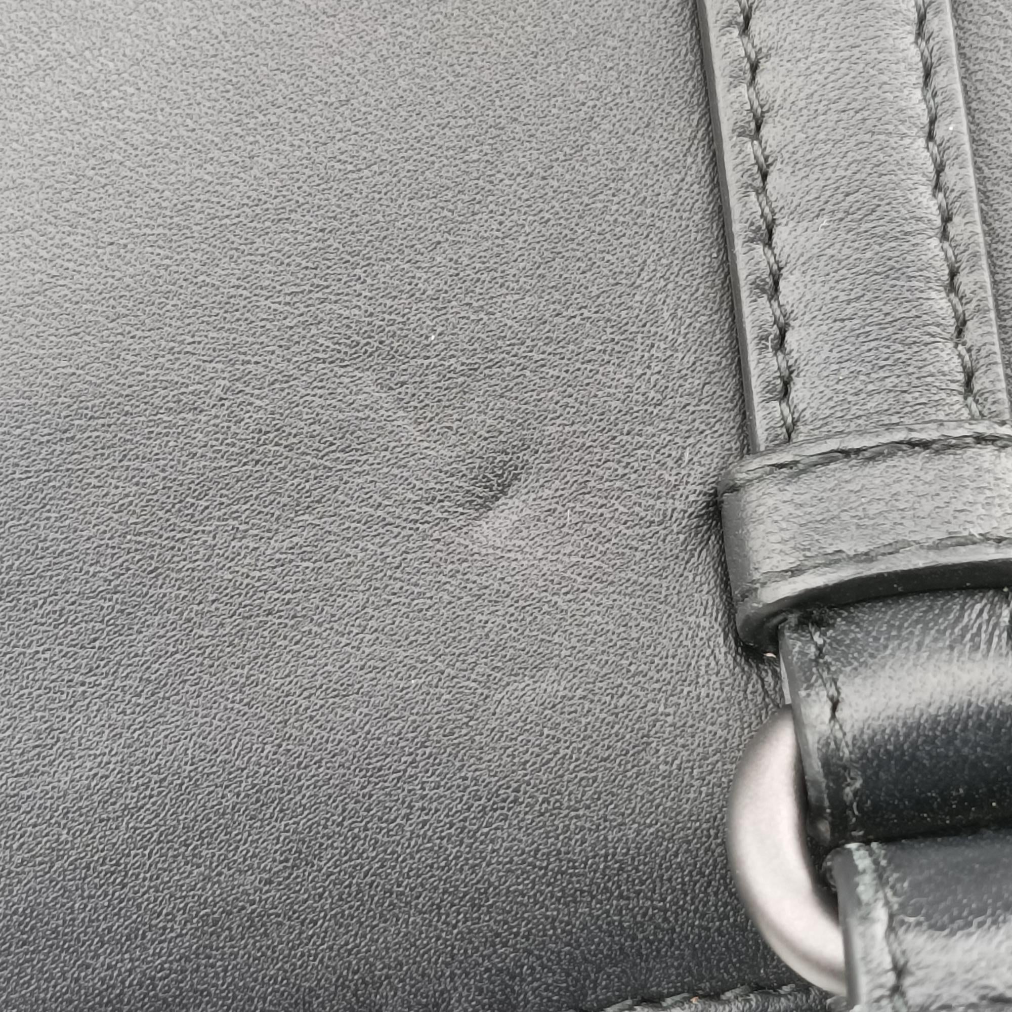 Vintage Bottega Veneta Intrecciato  Ellitica Black lambskin  shoulderbag | stylenewstar
