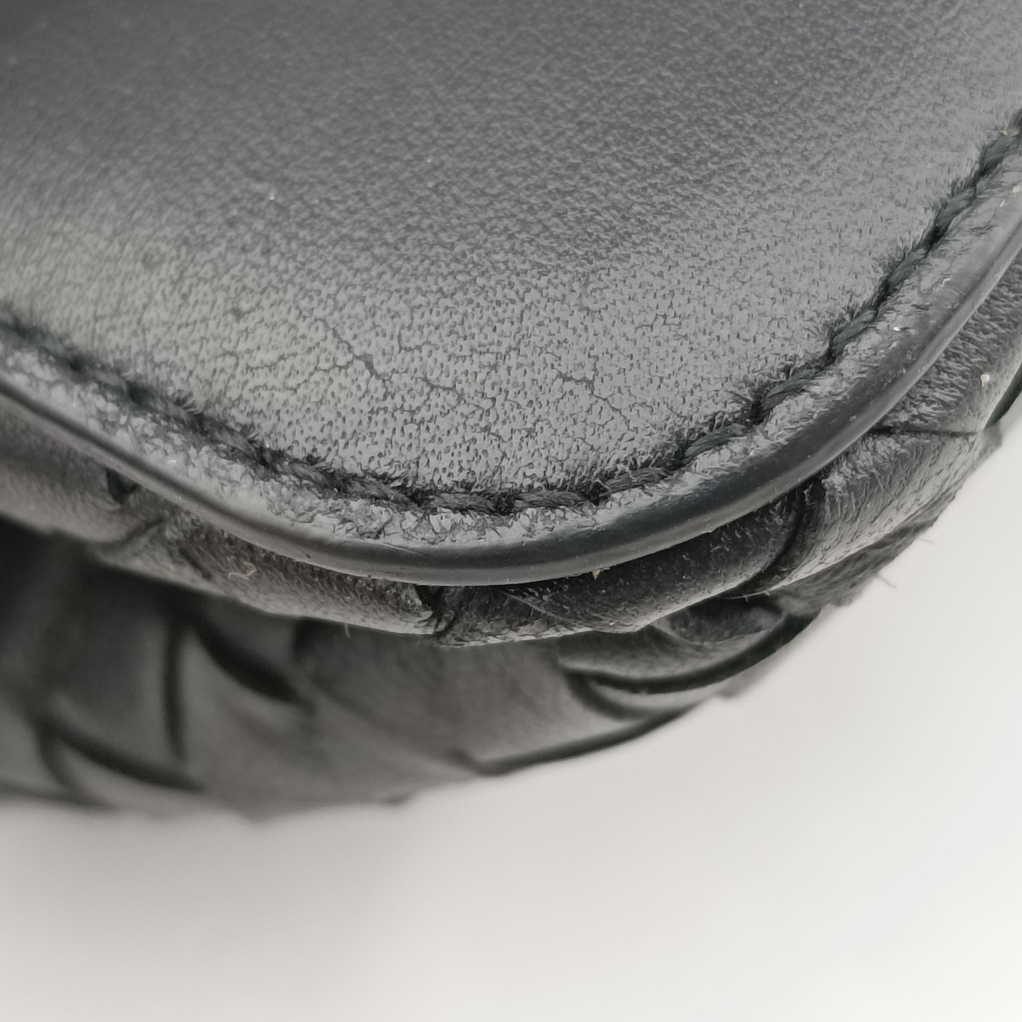 Vintage Bottega Veneta Intrecciato  Ellitica Black lambskin  shoulderbag | stylenewstar