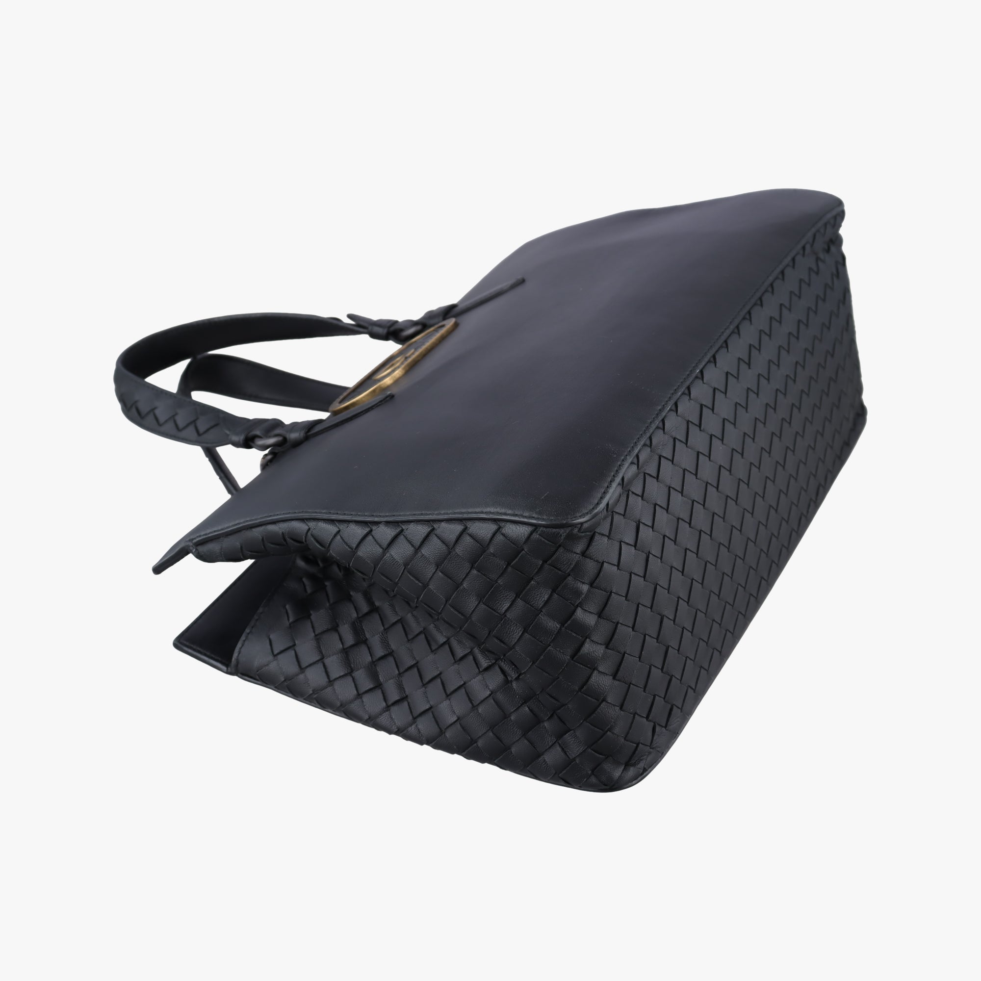 Vintage Bottega Veneta Intrecciato  Ellitica Black lambskin  shoulderbag | stylenewstar