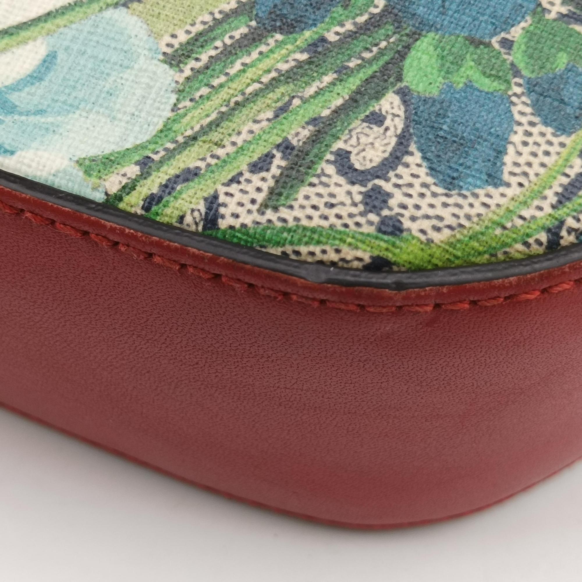 Pre-owned Gucci GG Blooms beige×Multicolour PVC coated canvas×Leather 546313 shoulderbag | stylenewstar