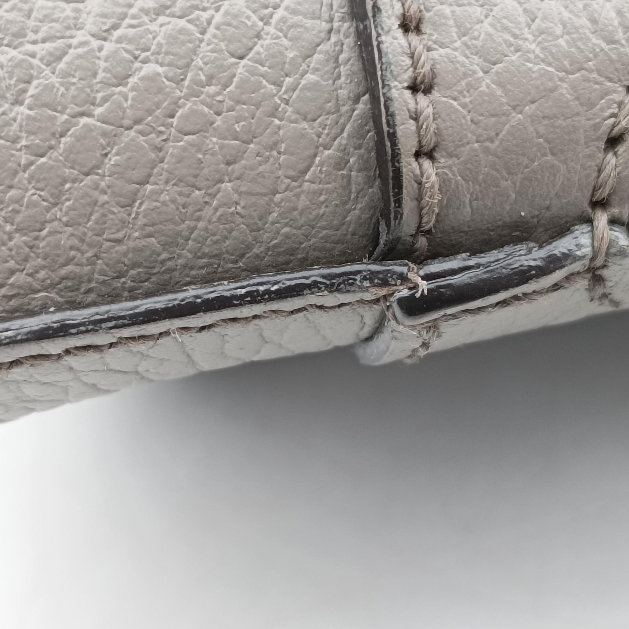 Pre-owned Gucci Interlocking G charm Dome Grey Leather 449662 shoulderbag | stylenewstar