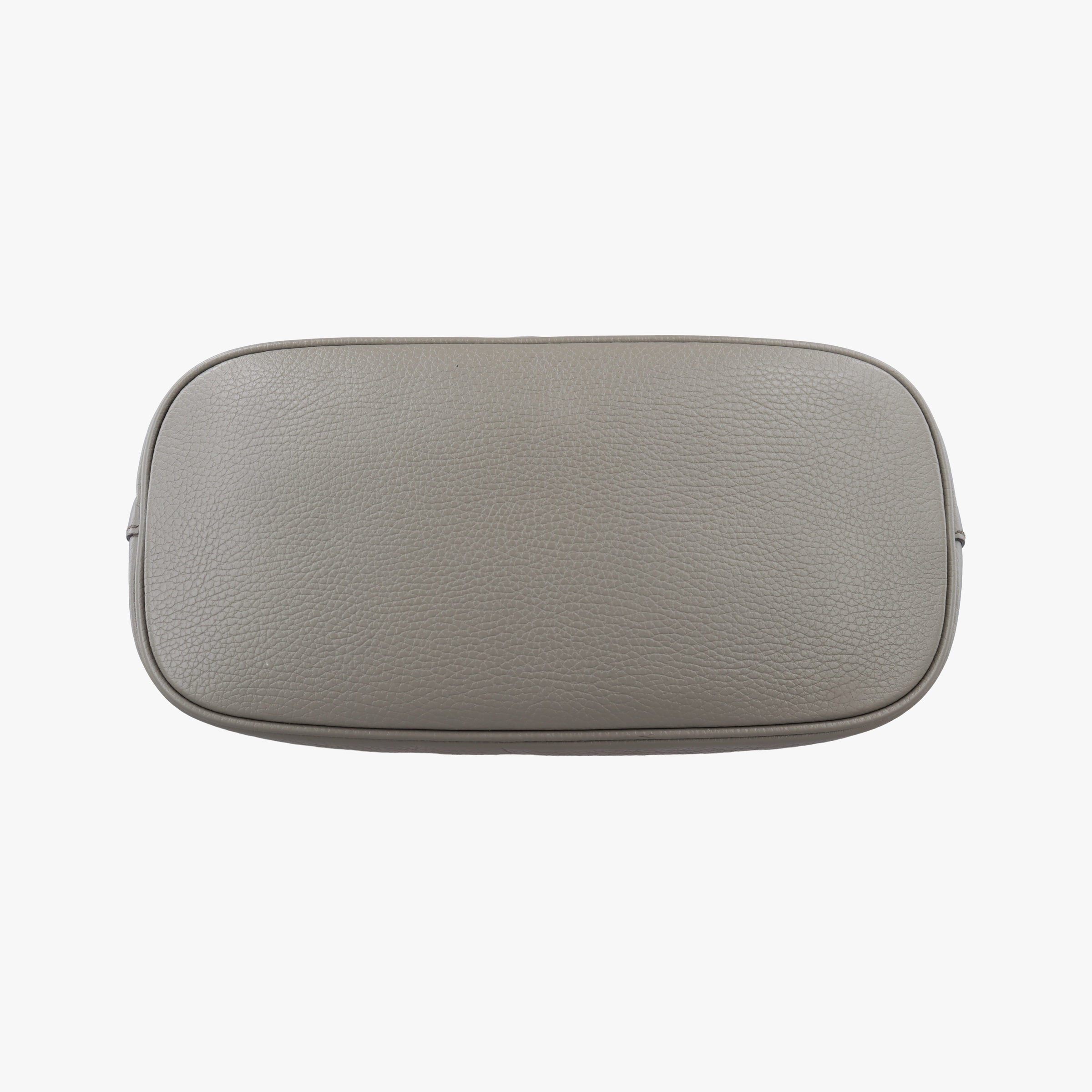 Pre-owned Gucci Interlocking G charm Dome Grey Leather 449662 shoulderbag | stylenewstar