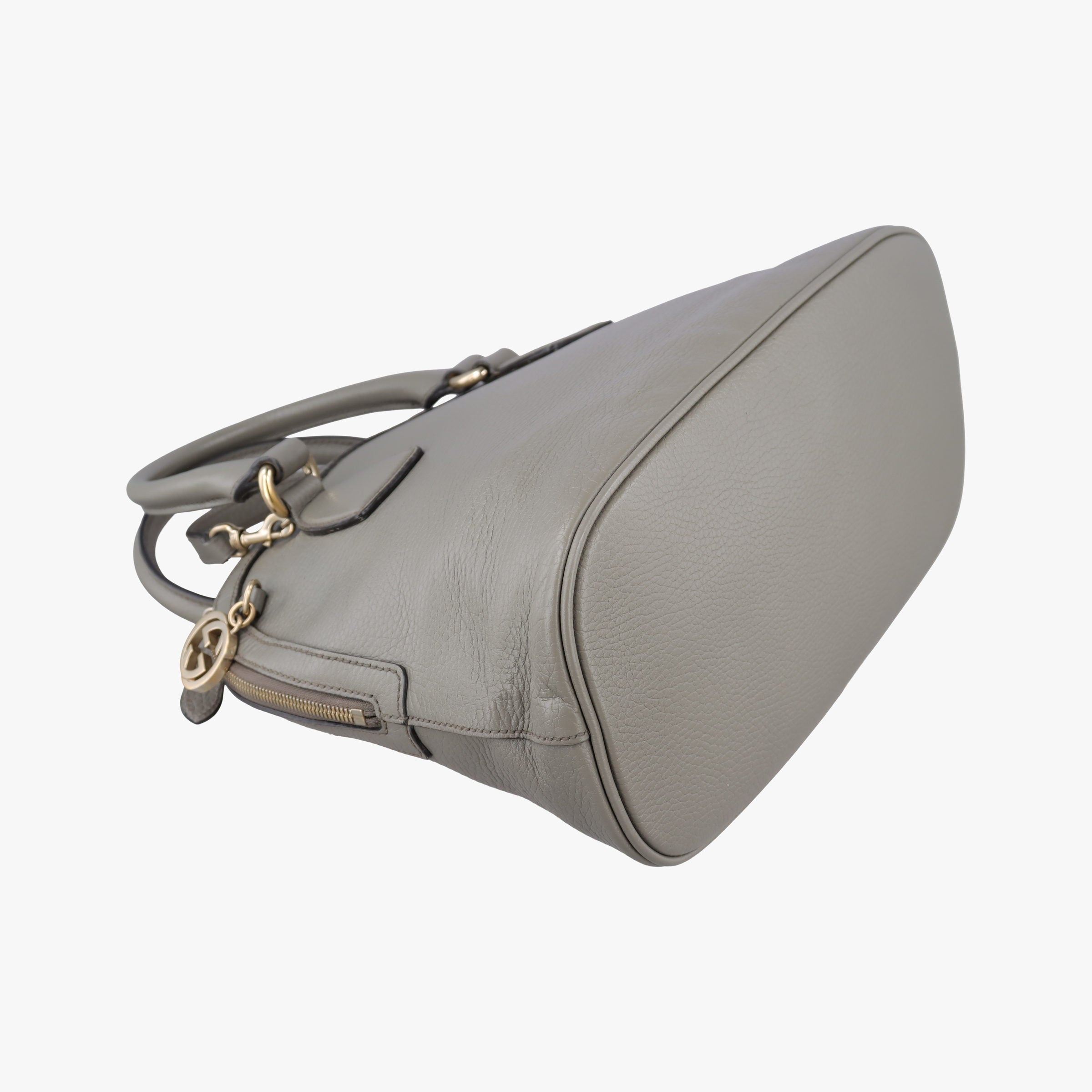 Pre-owned Gucci Interlocking G charm Dome Grey Leather 449662 shoulderbag | stylenewstar