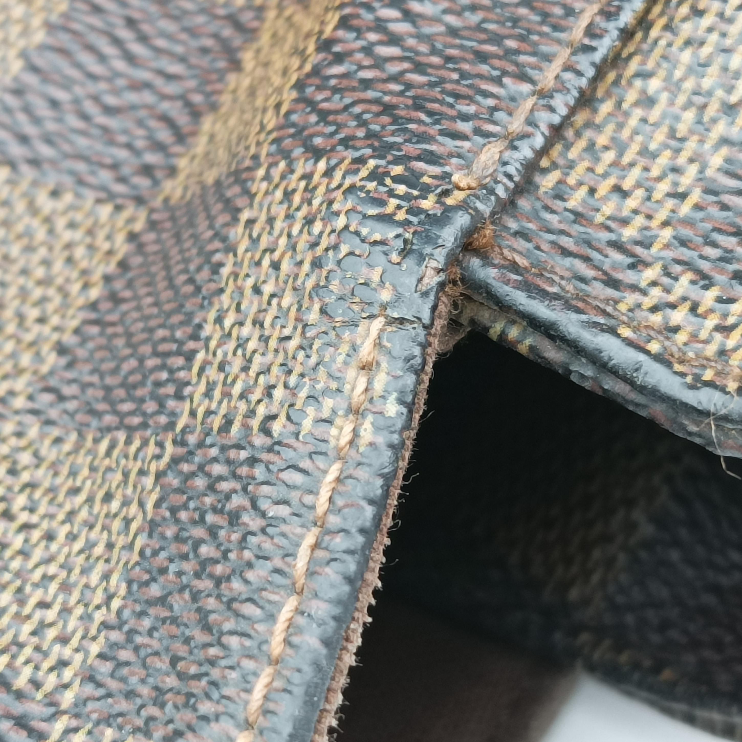 Secondhand Louis Vuitton Bastille Messenger EBENE Damier Canvas N45258 shoulderbag | stylenewstar
