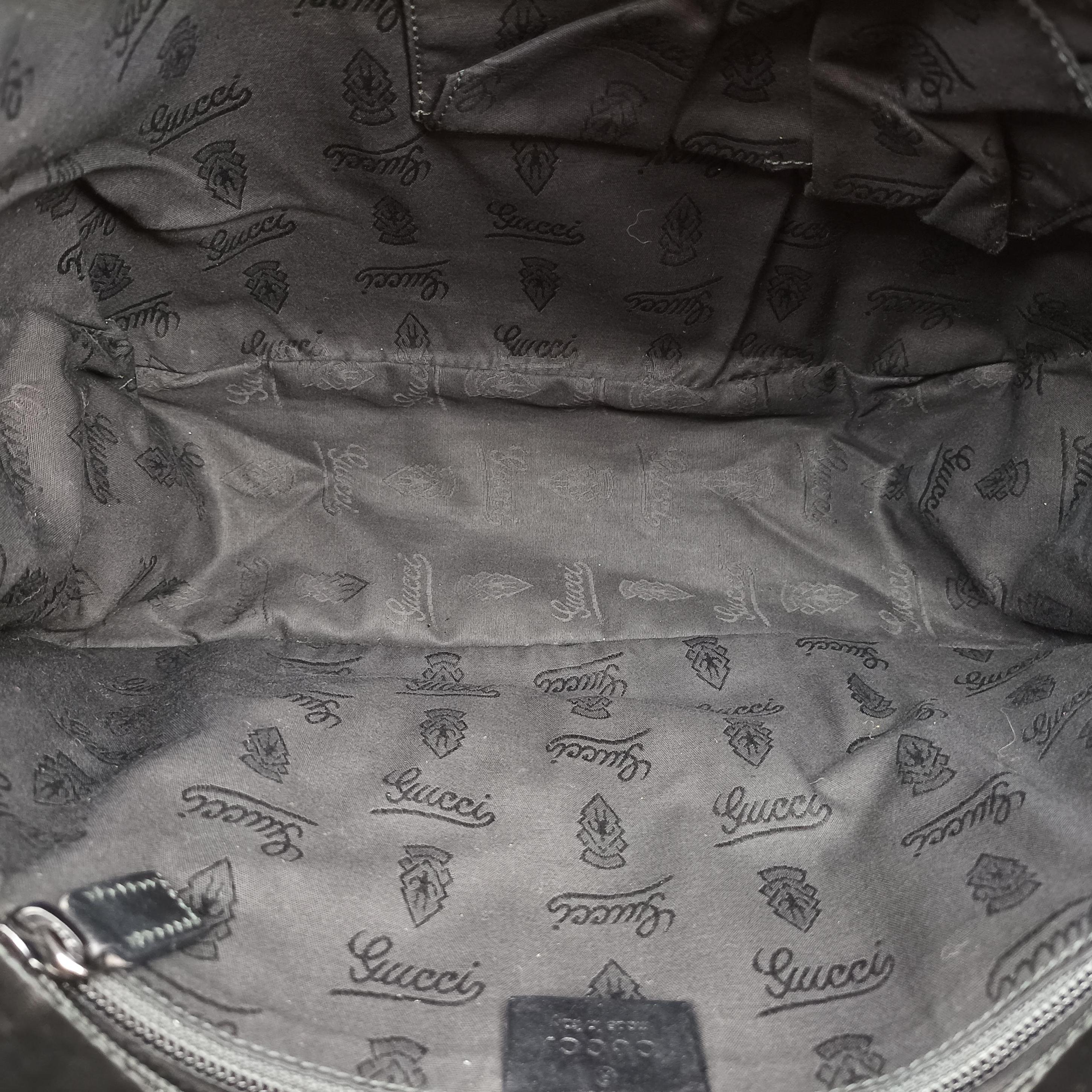 Pre-owned Gucci GG Plus Messenger Black Patent 201732 shoulderbag | stylenewstar