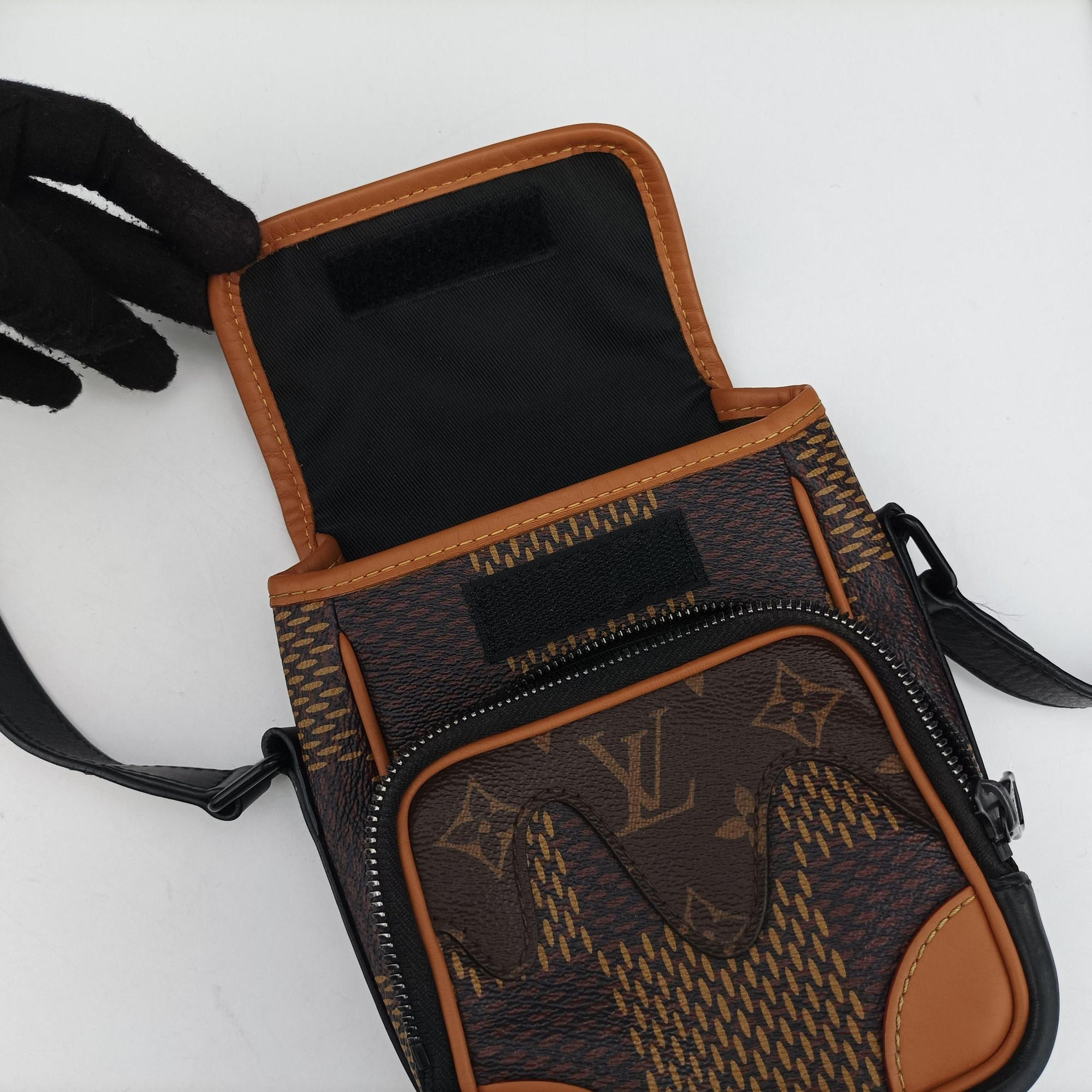 Pre-owned Louis Vuitton Nigo Nano Amazone Messenger Brown×Ebene Monogram Canvas×Damier Giant N40357 shoulderbag | stylenewstar