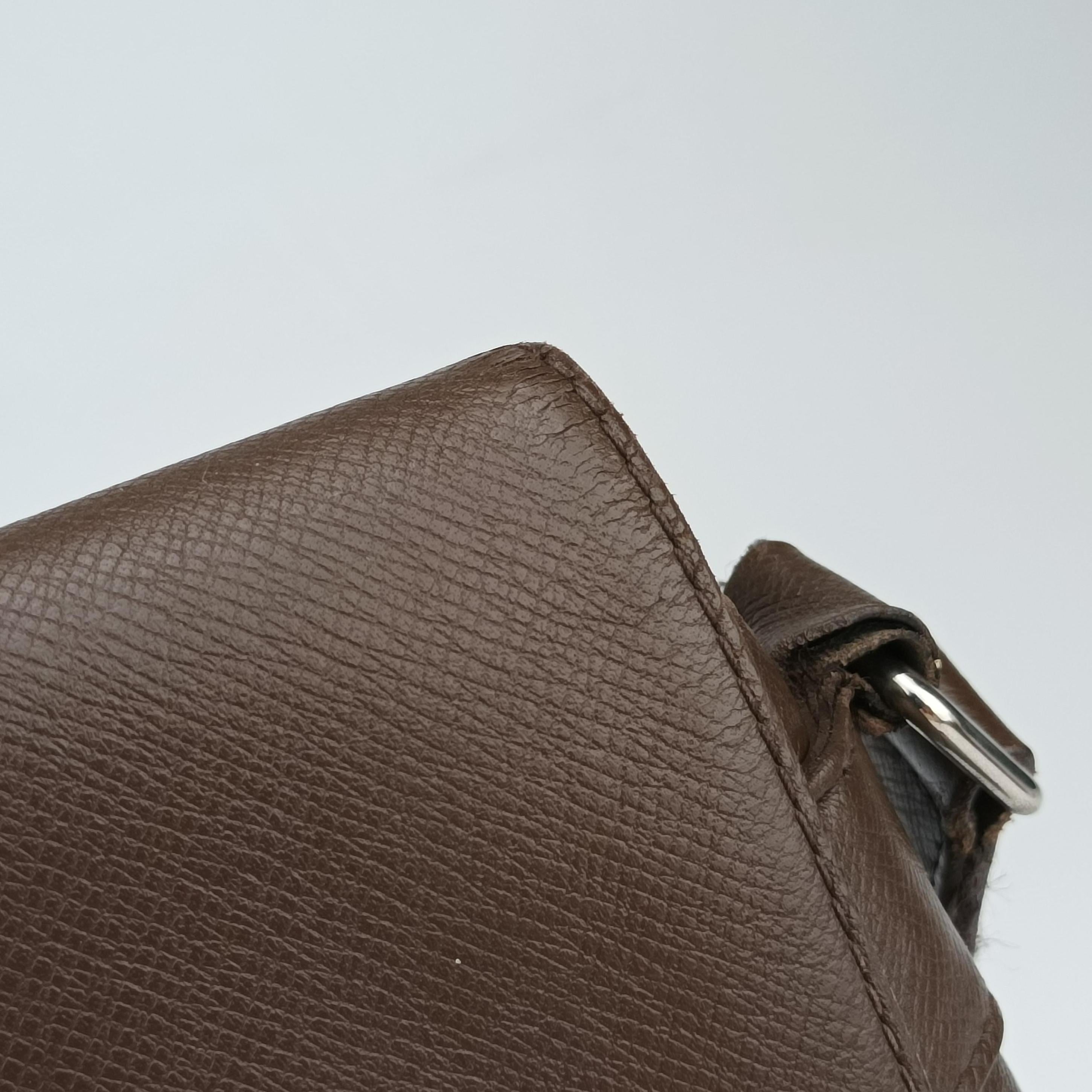 Pre-owned Louis Vuitton Roman MM Brown Taiga  shoulderbag | stylenewstar
