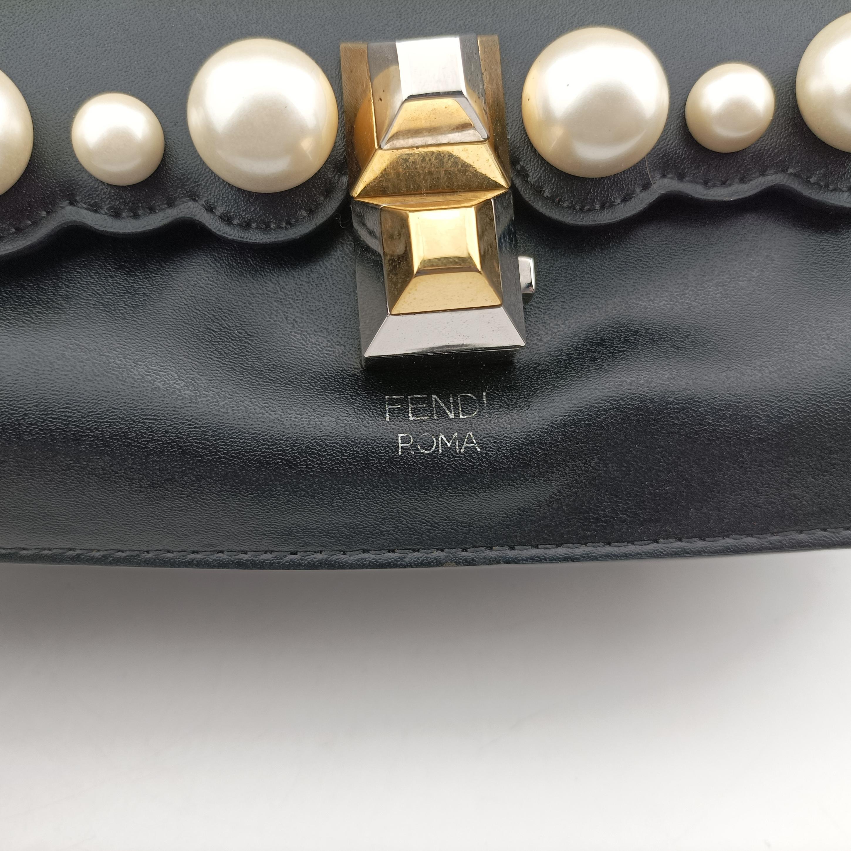 Pre-owned Fendi studded Kan I Black Leather 8M0381 shoulderbag | stylenewstar