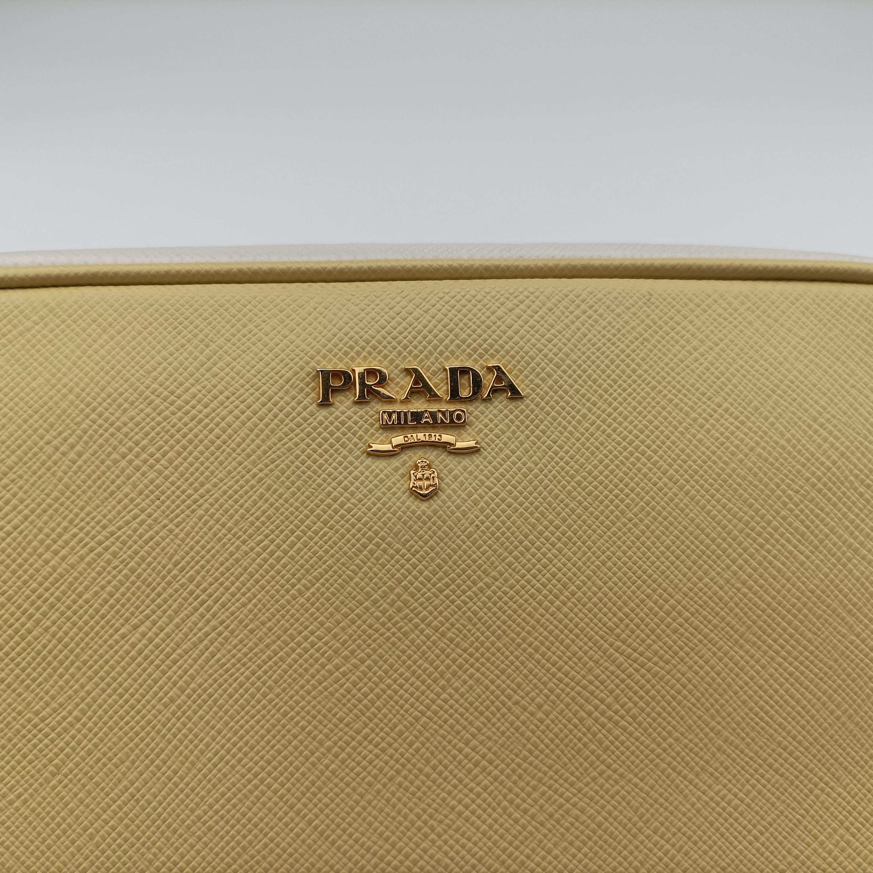 Vintage Prada VITELLO PHENIX camera bag yellow×white SAFFIANO Leather BP0618 shoulderbag | stylenewstar