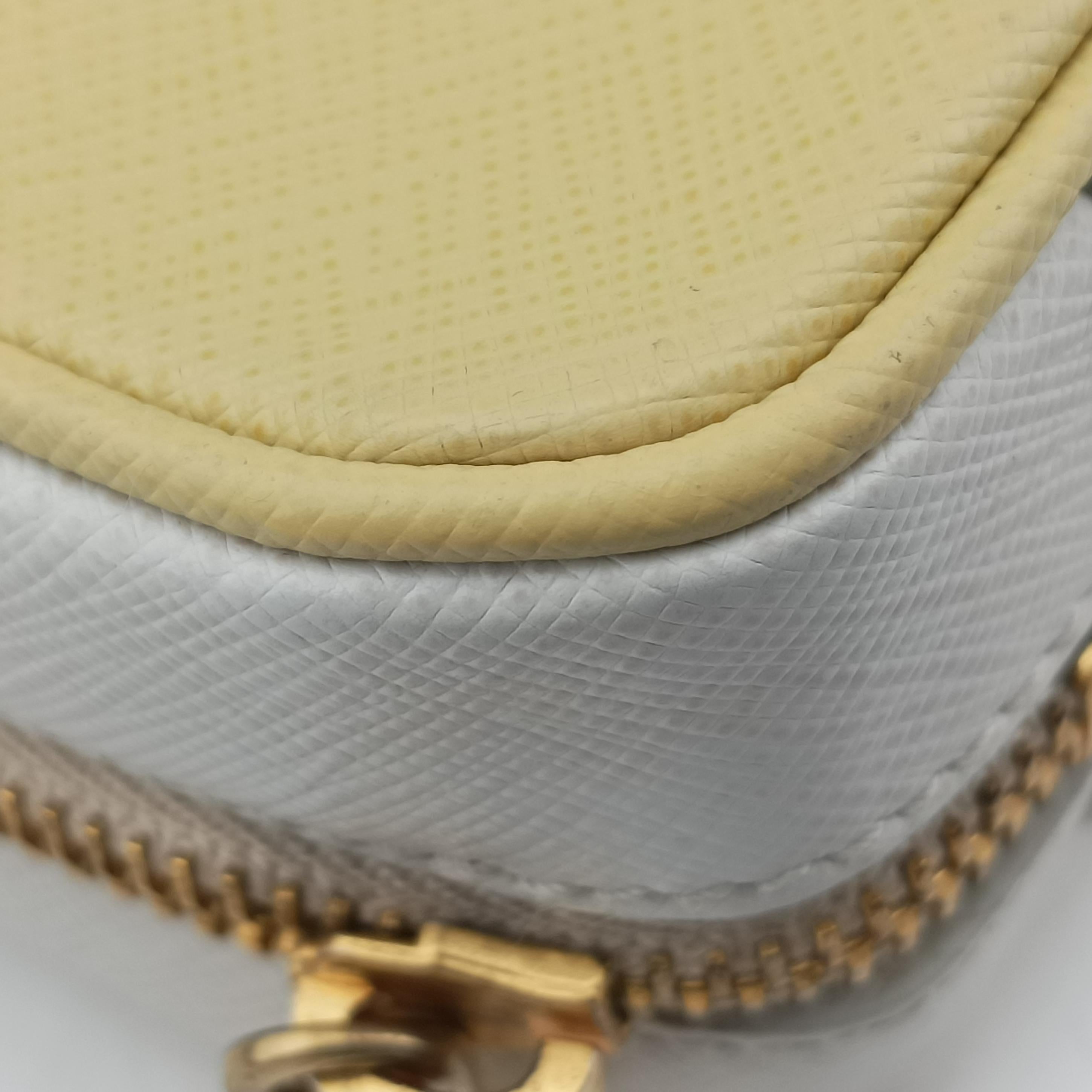 Vintage Prada VITELLO PHENIX camera bag yellow×white SAFFIANO Leather BP0618 shoulderbag | stylenewstar