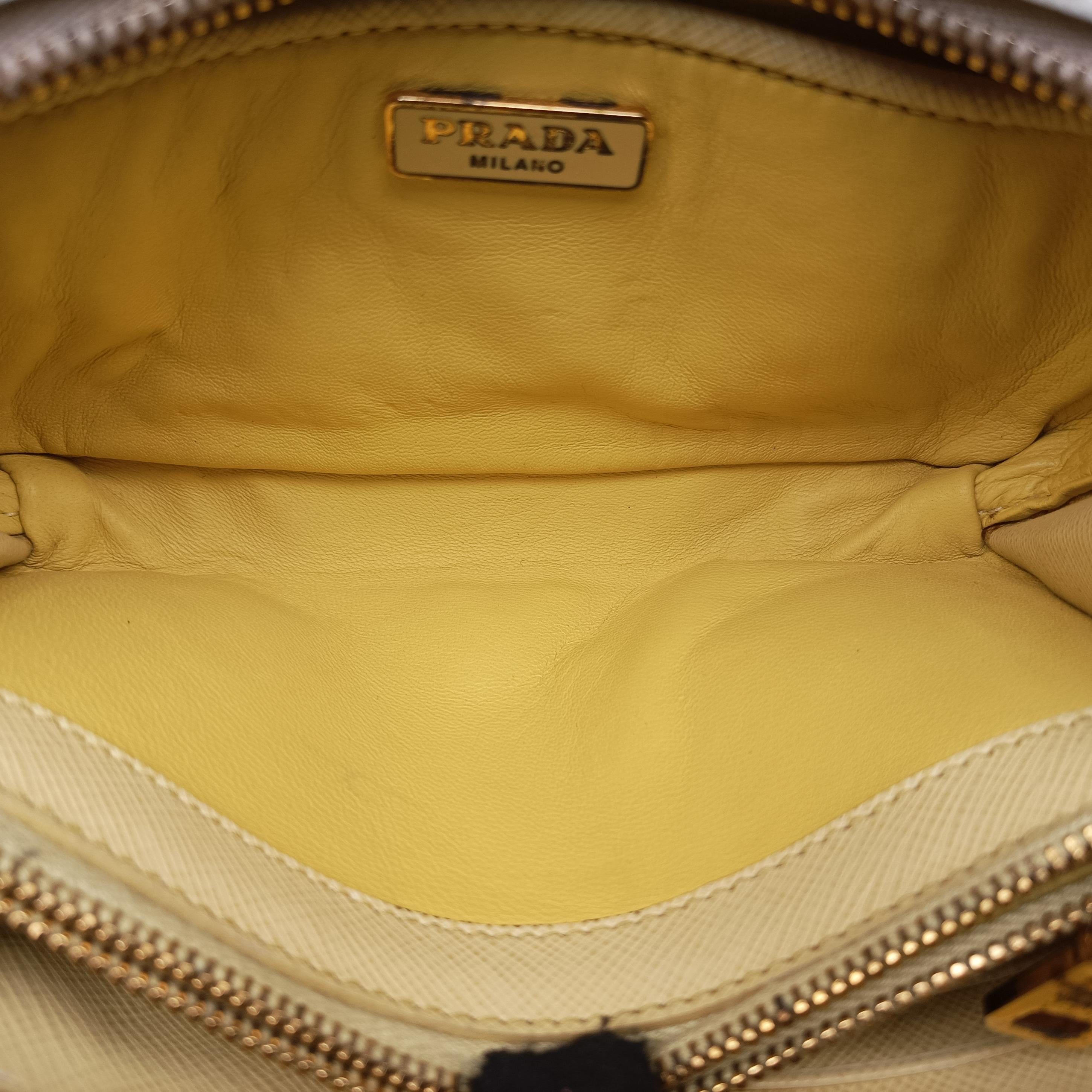 Vintage Prada VITELLO PHENIX camera bag yellow×white SAFFIANO Leather BP0618 shoulderbag | stylenewstar