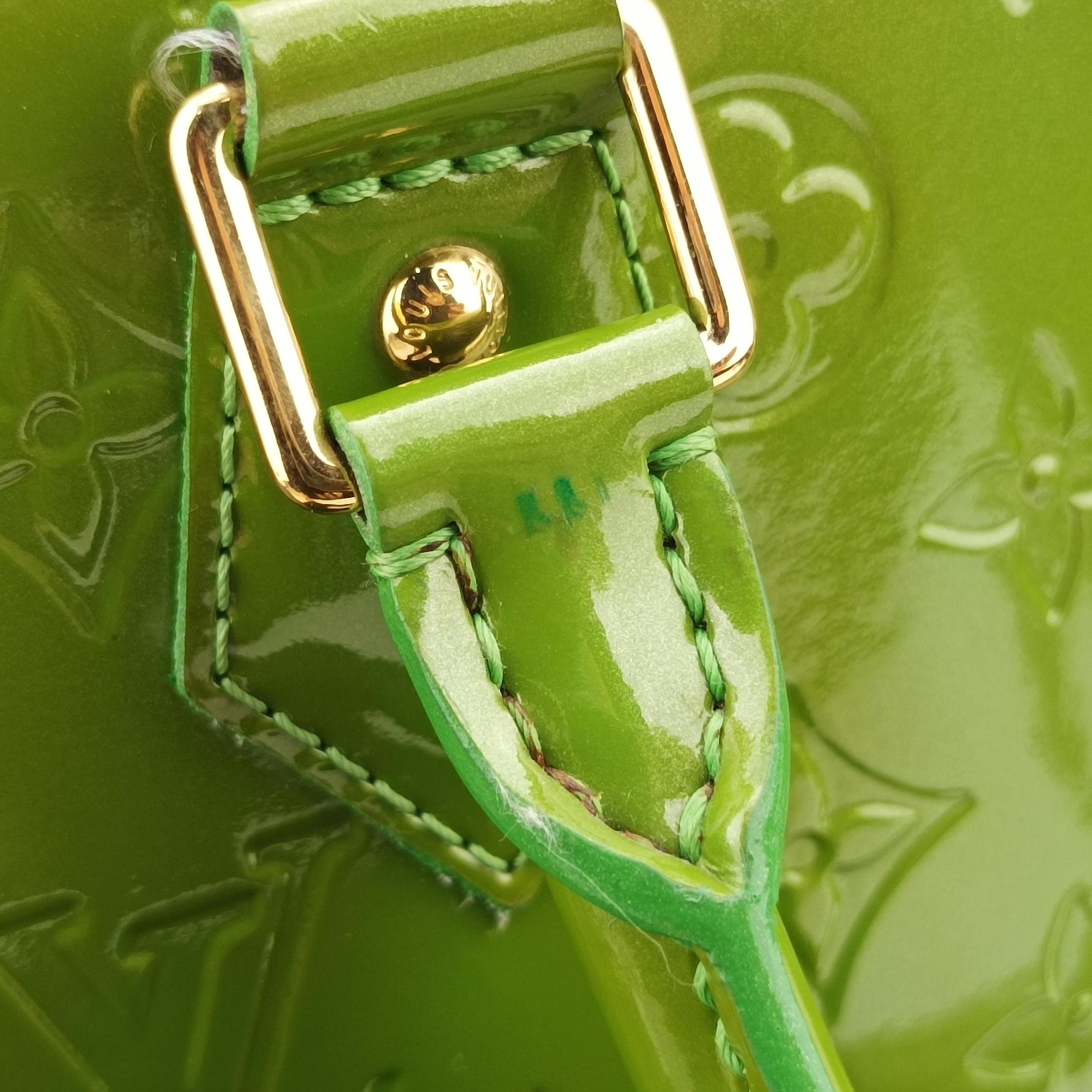 Pre-owned Louis Vuitton Alma GM green Vernis  handbag | stylenewstar