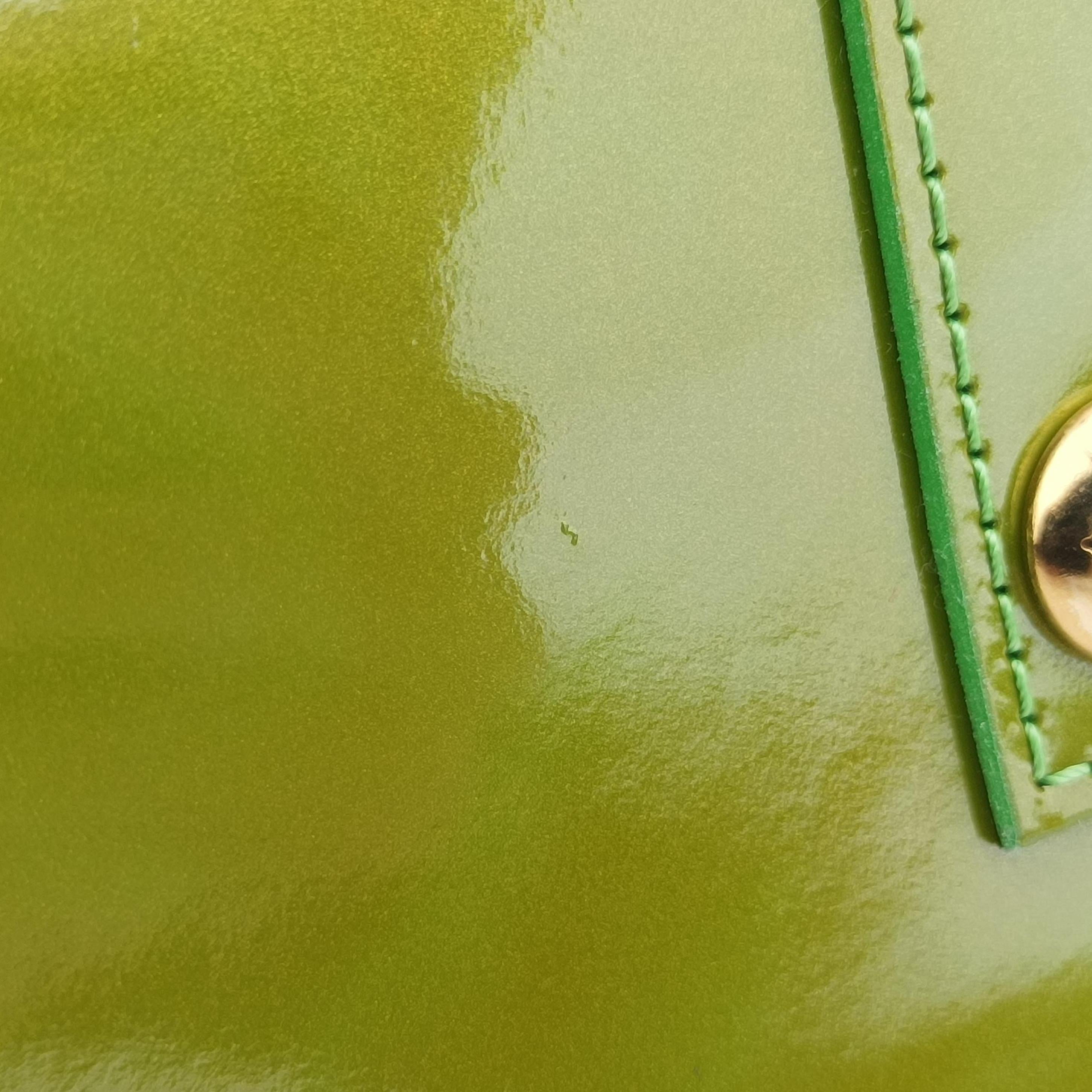Pre-owned Louis Vuitton Alma GM green Vernis  handbag | stylenewstar