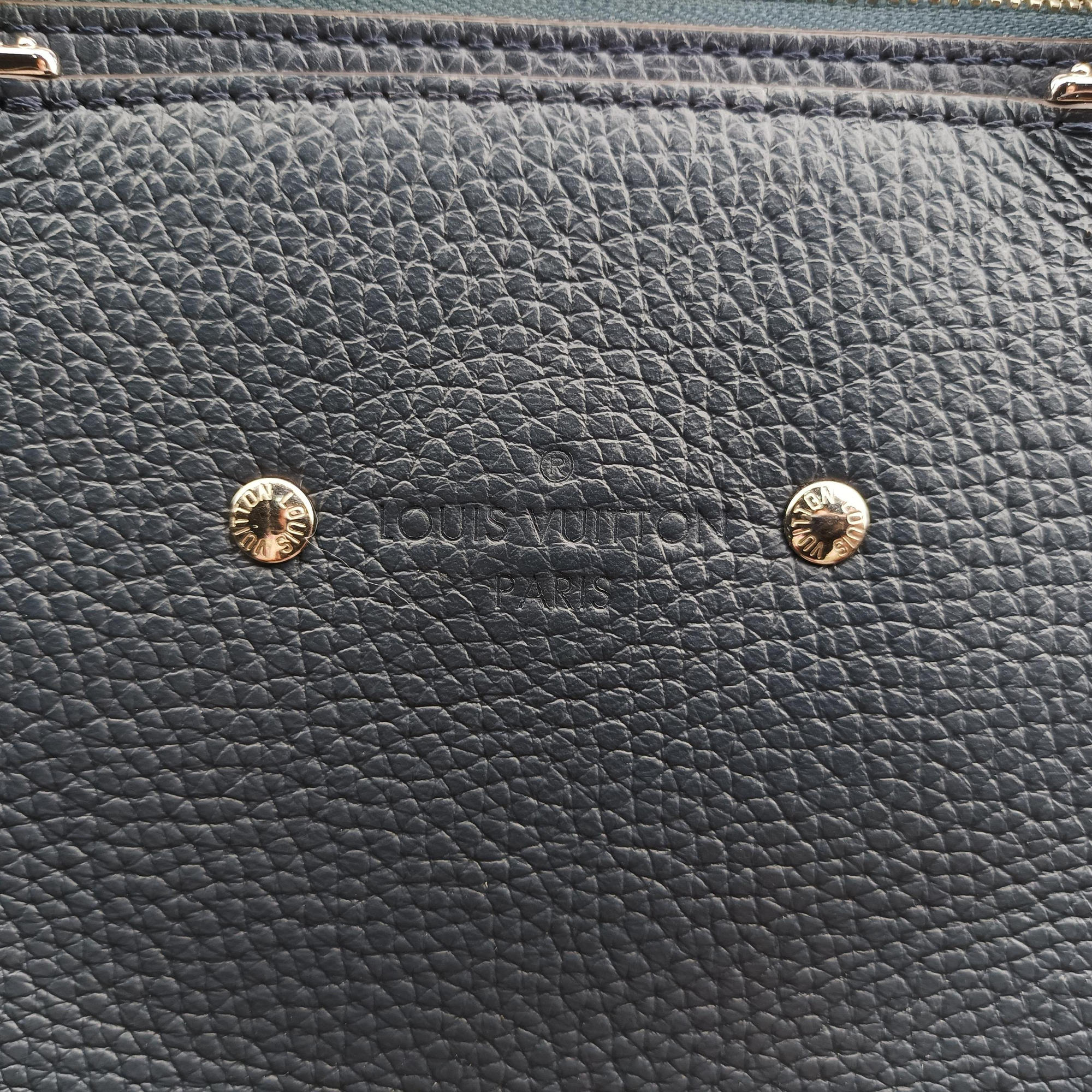 Pre-owned Louis Vuitton Armand Briefcase MM NAVY Taurillon leather M54380 shoulderbag | stylenewstar