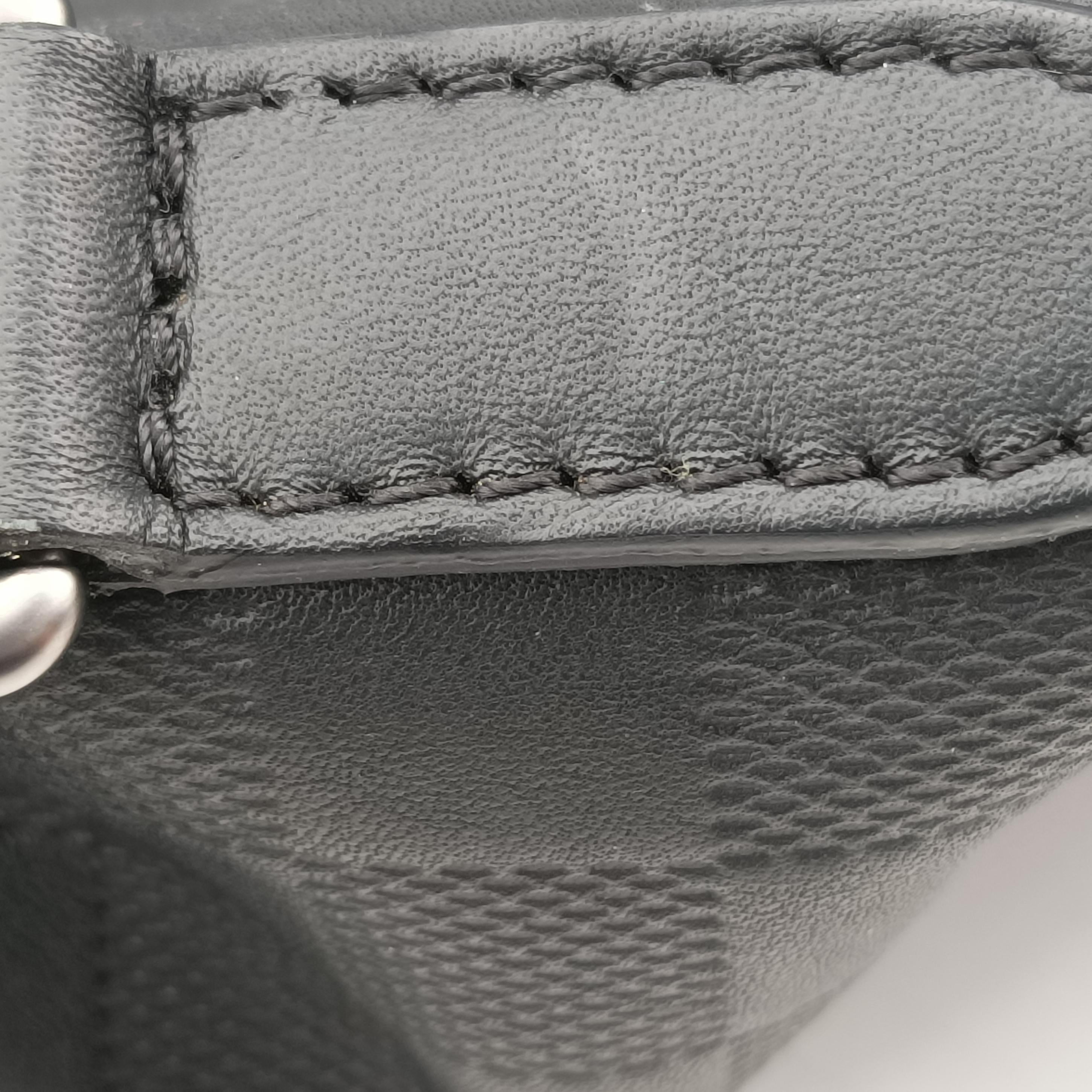 Pre-owned Louis Vuitton Porte-Documents Jour NM Noir Damier Graphite N48261 handbag | stylenewstar