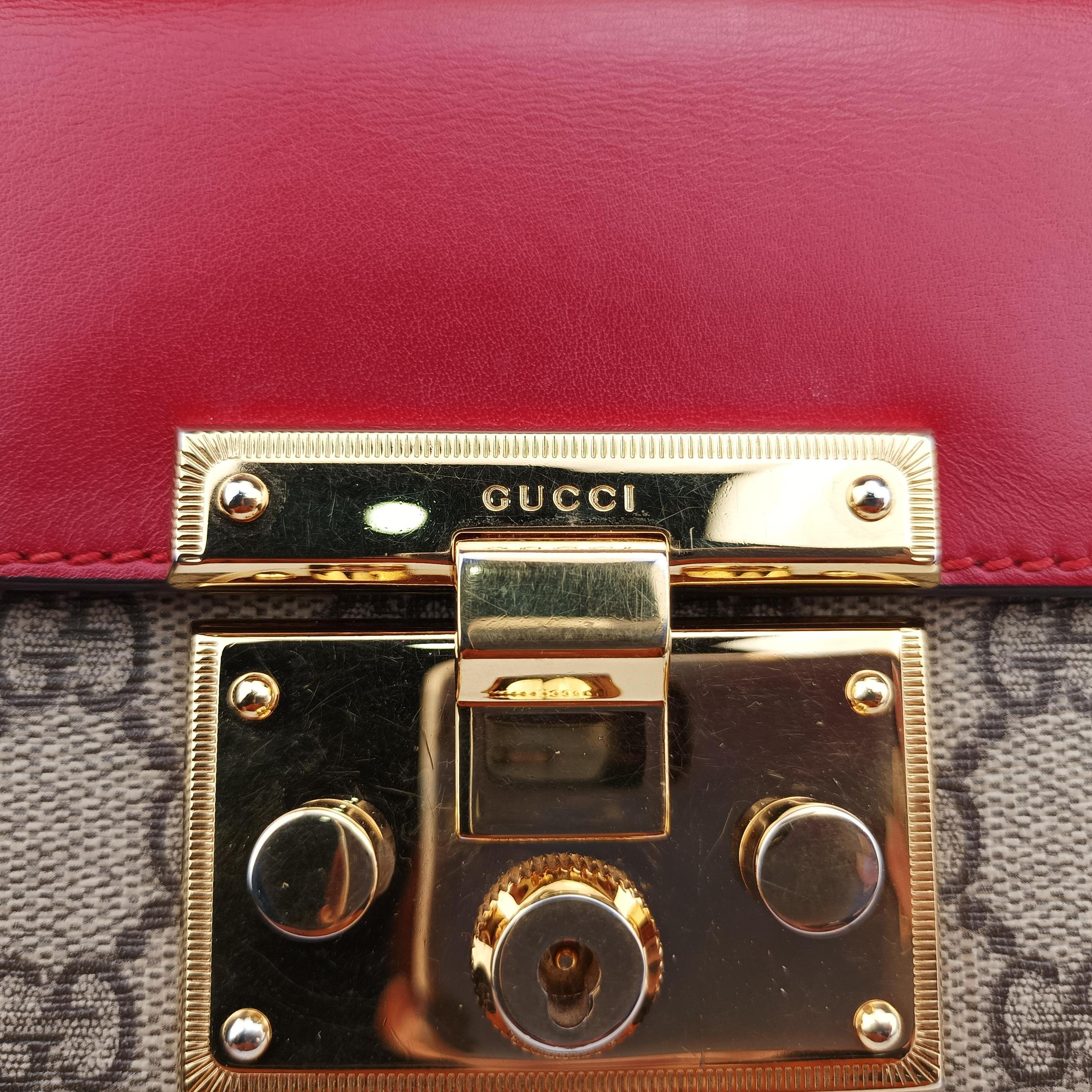 Pre-owned Gucci Padlock beige×red×pink PVC coated canvas×Leather 409487 shoulderbag | stylenewstar