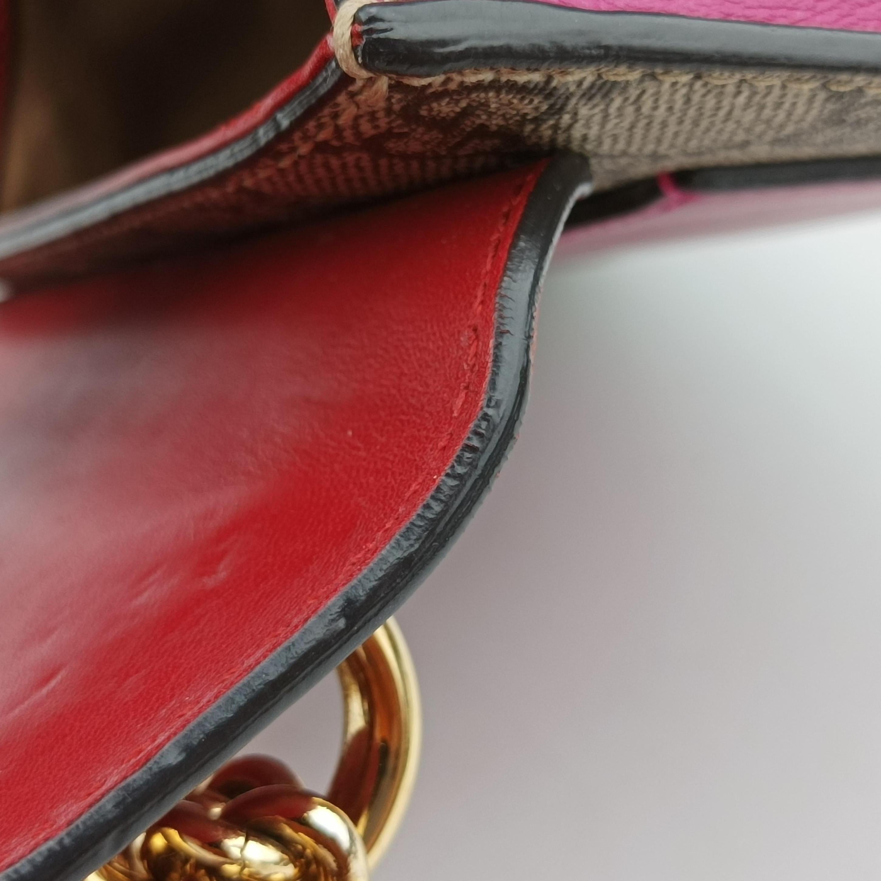 Pre-owned Gucci Padlock beige×red×pink PVC coated canvas×Leather 409487 shoulderbag | stylenewstar