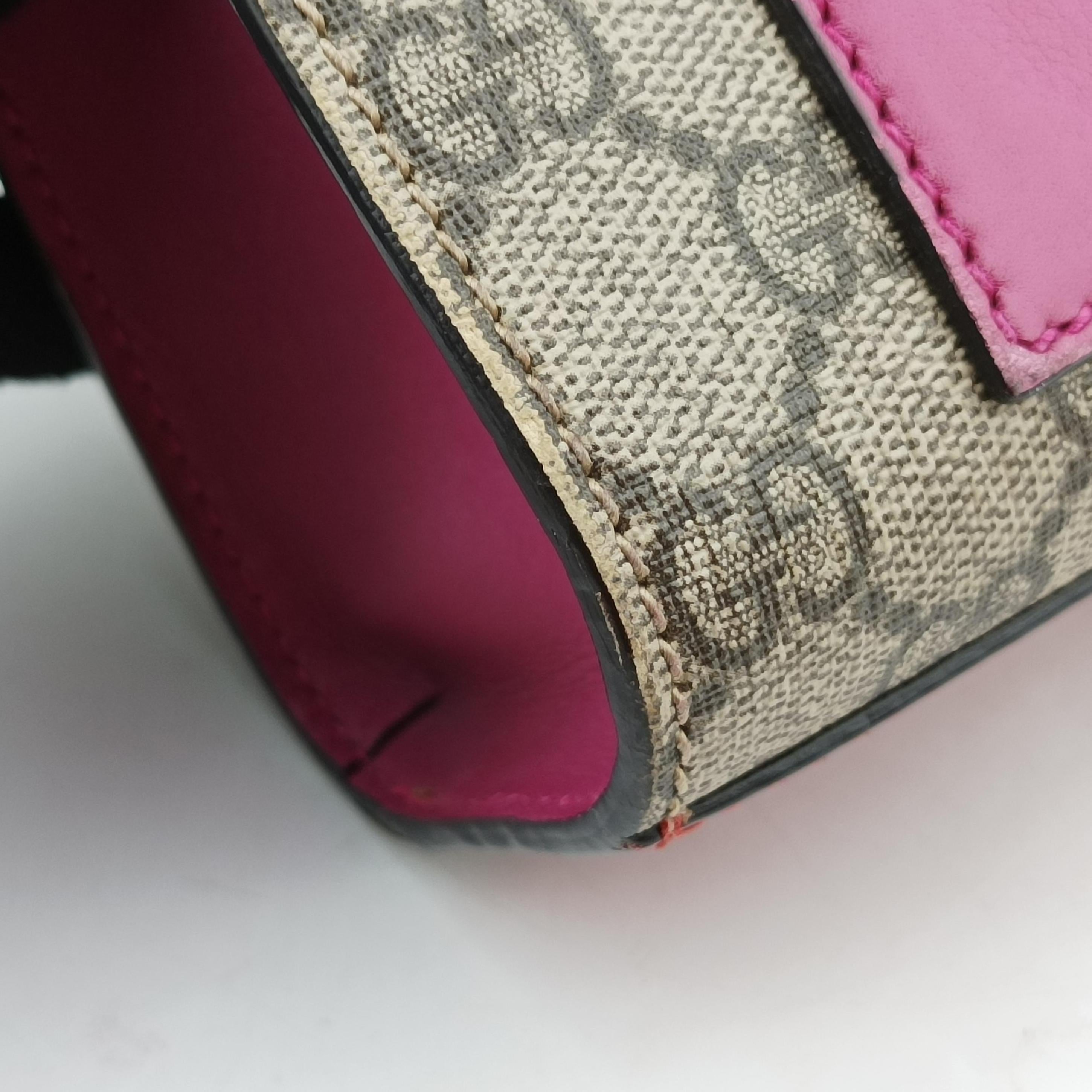 Pre-owned Gucci Padlock beige×red×pink PVC coated canvas×Leather 409487 shoulderbag | stylenewstar