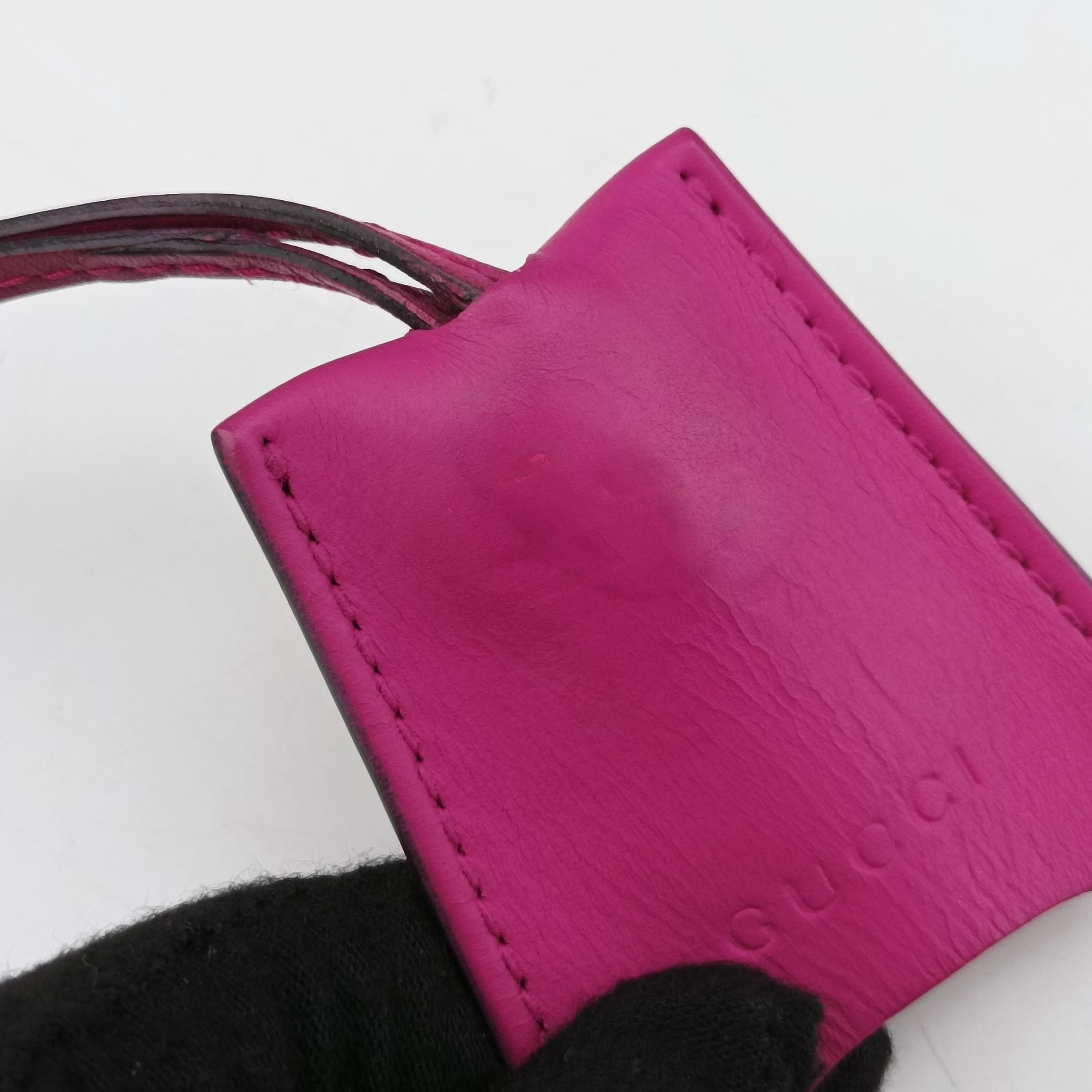 Pre-owned Gucci Padlock beige×red×pink PVC coated canvas×Leather 409487 shoulderbag | stylenewstar