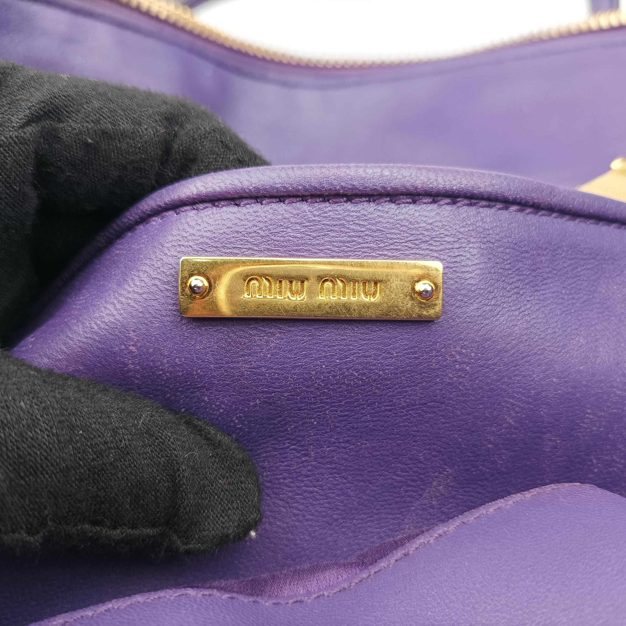 Secondhand Miu Miu Matelasse Purple leather  shoulderbag | stylenewstar