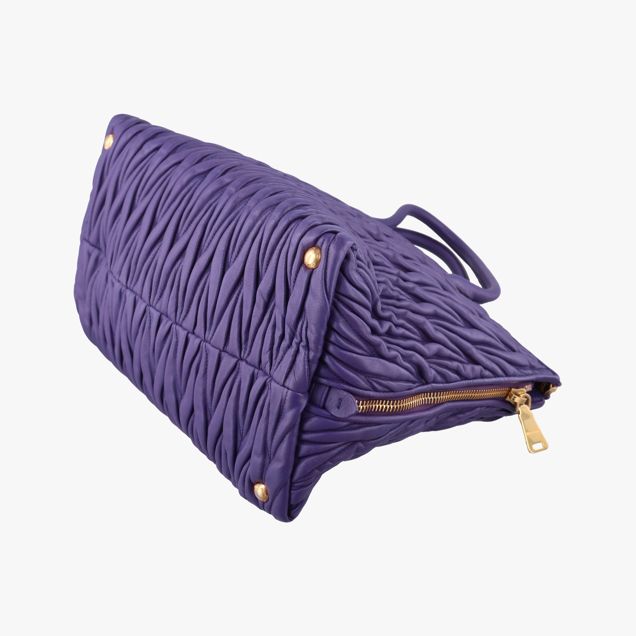 Secondhand Miu Miu Matelasse Purple leather  shoulderbag | stylenewstar