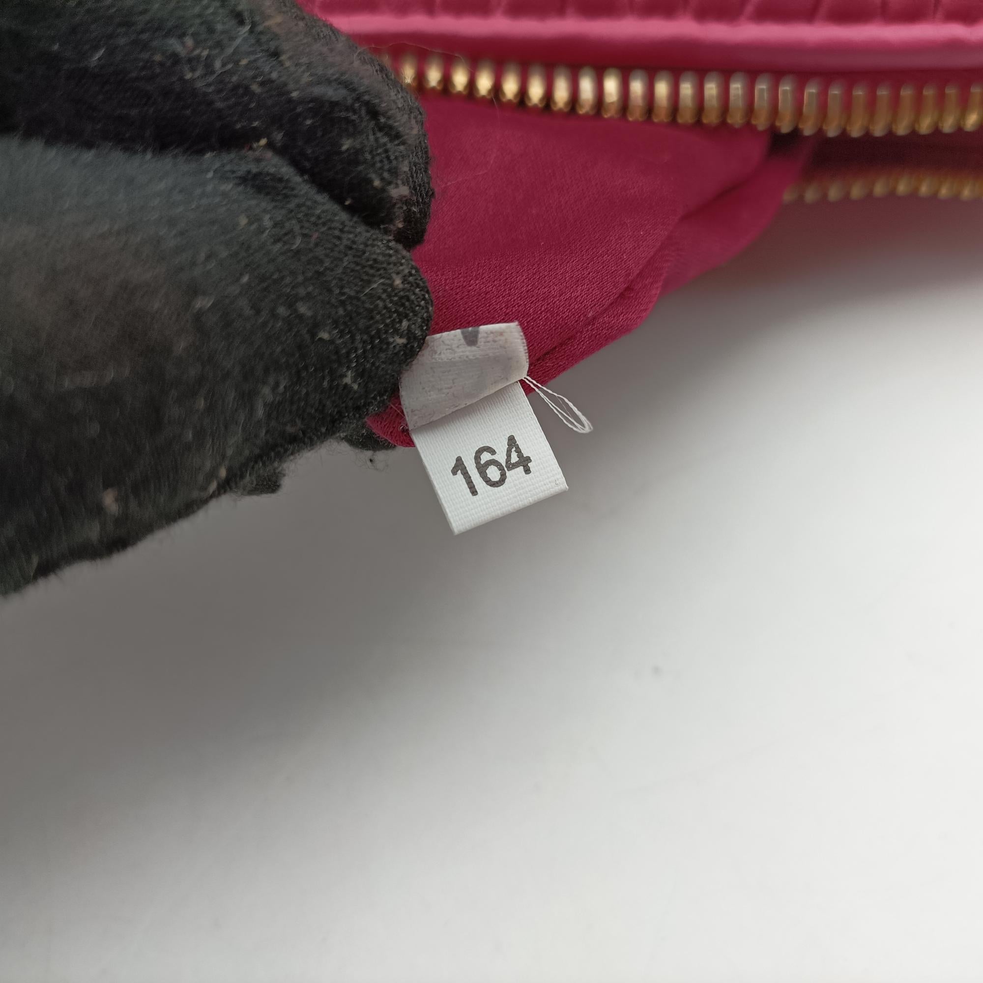 Secondhand Miu Miu Matelasse Rose lambskin  shoulderbag | stylenewstar