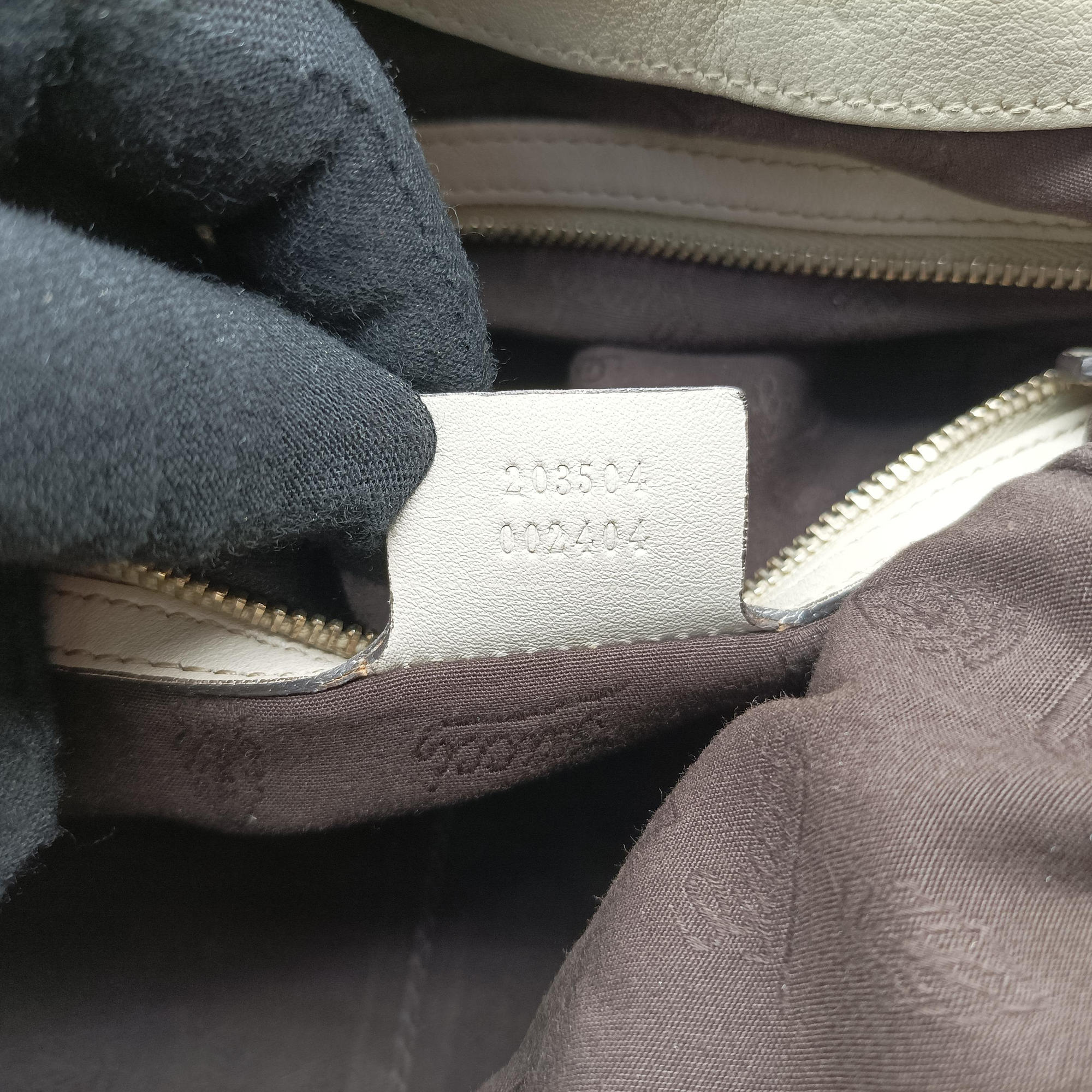 Pre-owned Gucci Charlotte White Leather 203504 handbag | stylenewstar
