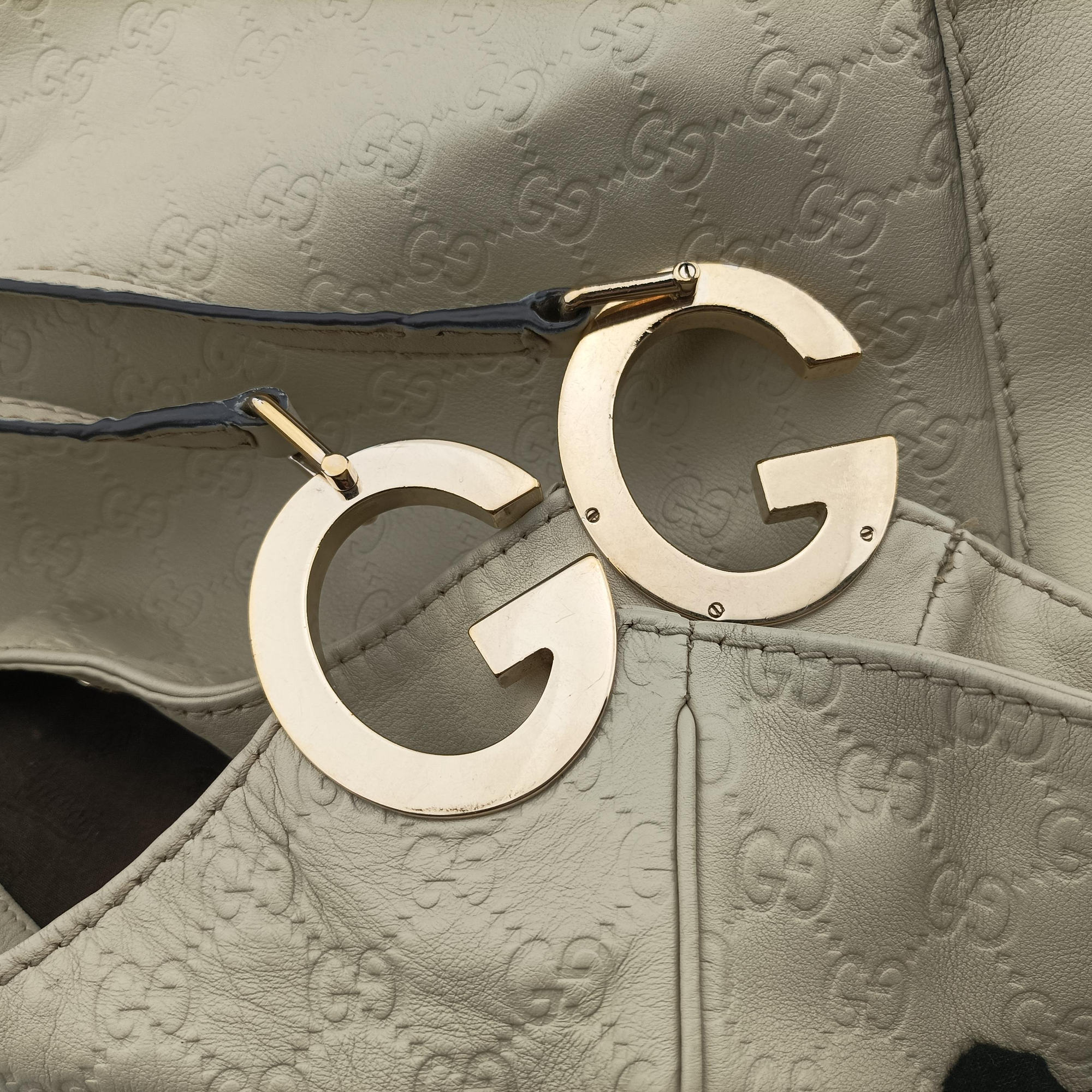 Pre-owned Gucci Charlotte White Leather 203504 handbag | stylenewstar