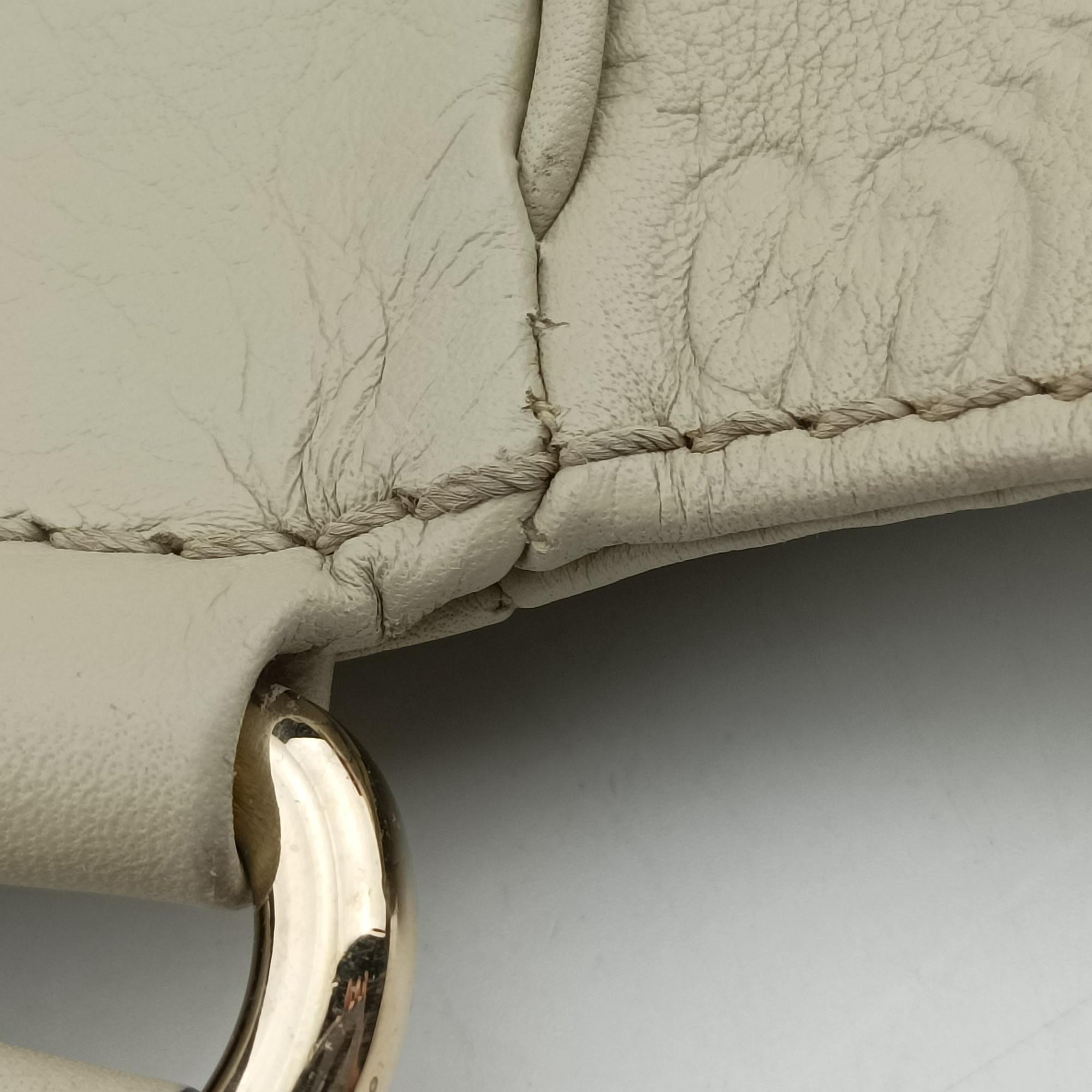 Pre-owned Gucci Charlotte White Leather 203504 handbag | stylenewstar